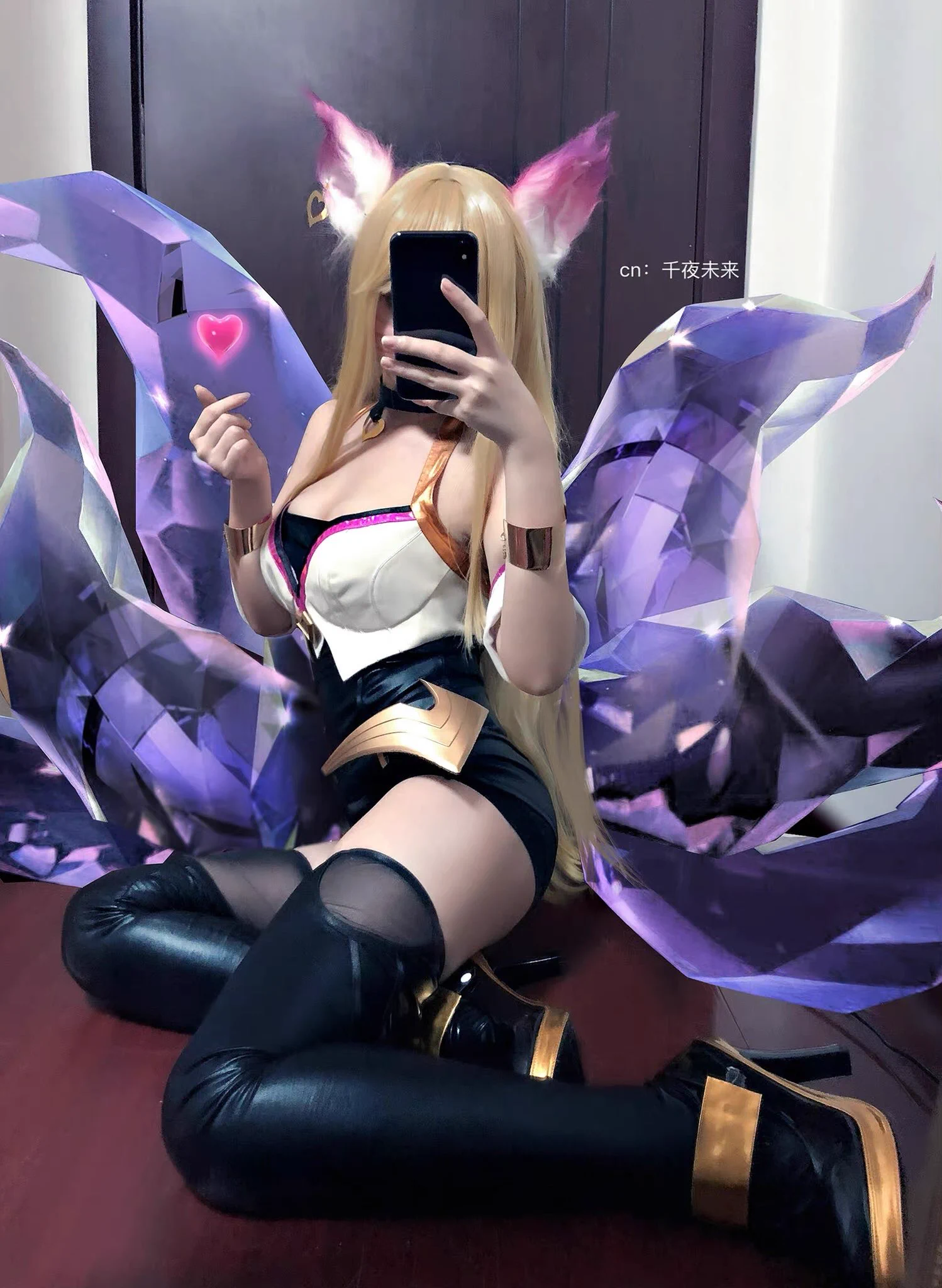恭喜中国队EDG冠军！！🏆我出过很多lol的cos，这次EDG拿冠军太开心了！😭 #LeagueOfLegends https://t.co/GwbibDIs6M