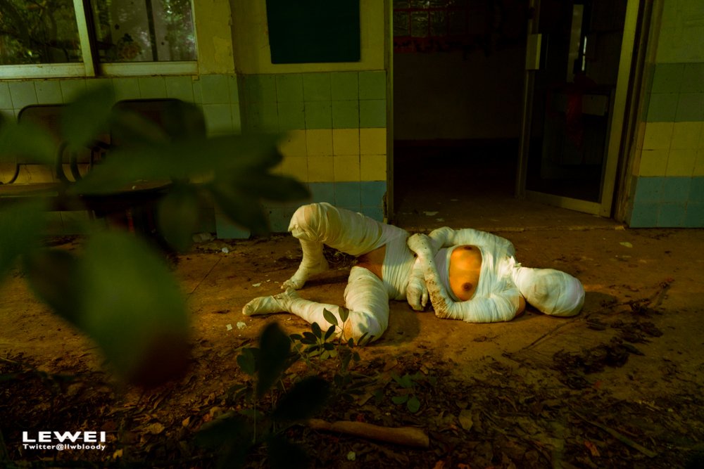 不怕不痛
#LEWEI #Bondage #广州约拍 #捆绑 #废墟 #BabyArt #ChinaArt #ChinaBondage
各类主题创作拍摄欢迎私我约拍～
投稿：
@Fengsiyuan
@wqganenshi https://t.co/liouC73yk0