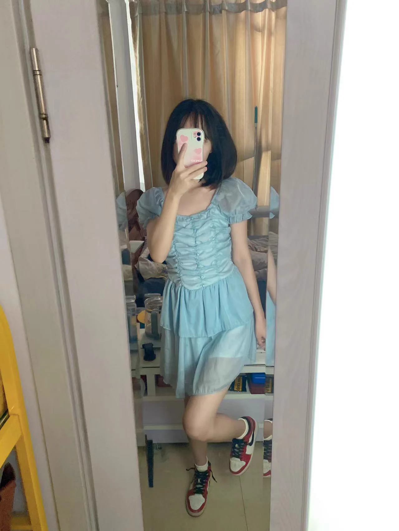 【女警-小悦系列】还是那个喜欢打篮球的小悦，也因为这点她的小袜子有些脏，聊天时她拿着自己的棉袜说“臭袜子”的时候下面都硬了😹，她的风格一直让人很奇怪（jk、警服、篮球），或许这多种的风格混在一起，就成了重口味的棉袜？😧喜欢篮球脏袜的兄弟可以冲了💦💦36小脚的脏袜很极品 https://t.co/MB4Wc20aTr