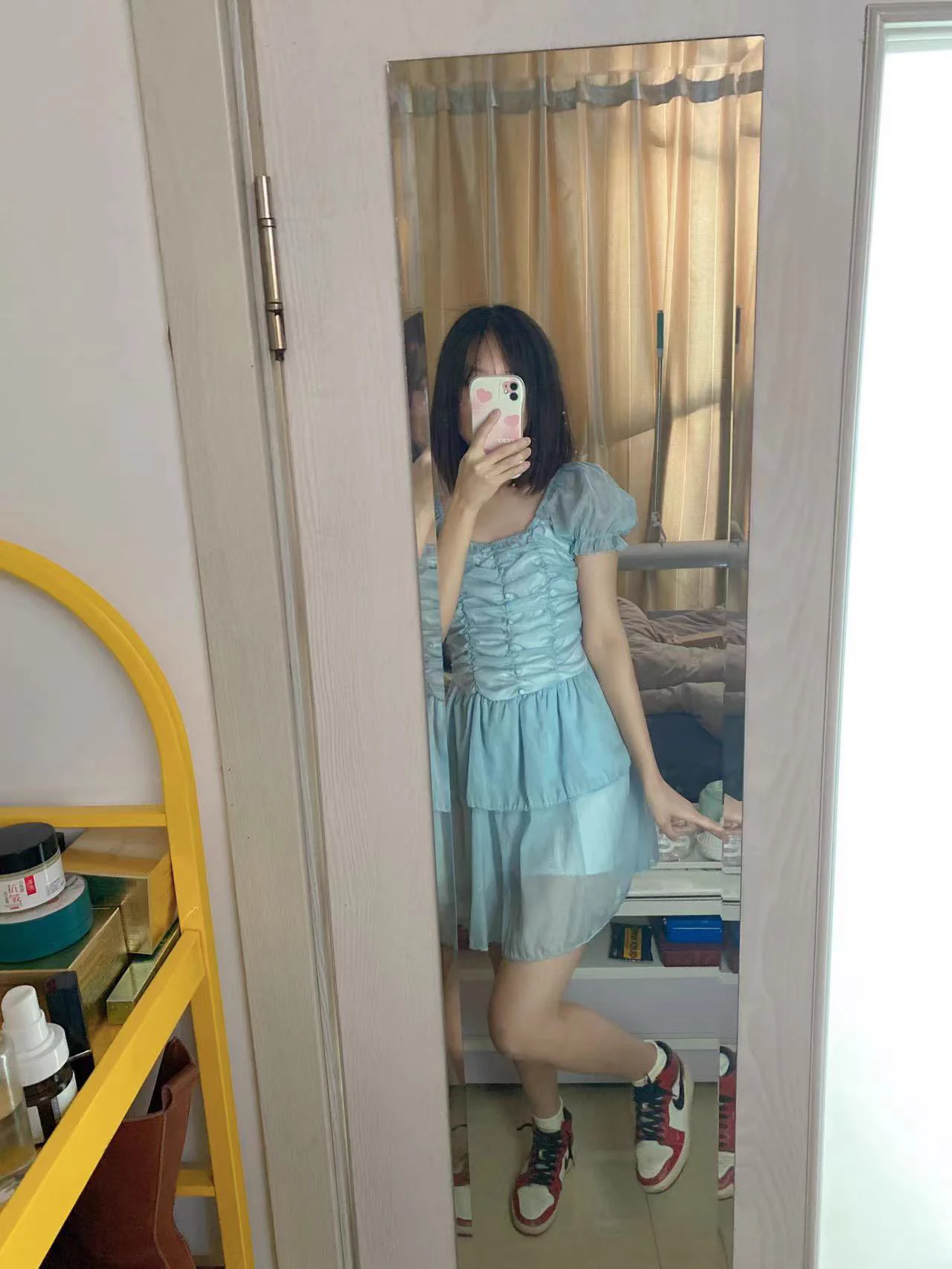 【女警-小悦系列】还是那个喜欢打篮球的小悦，也因为这点她的小袜子有些脏，聊天时她拿着自己的棉袜说“臭袜子”的时候下面都硬了😹，她的风格一直让人很奇怪（jk、警服、篮球），或许这多种的风格混在一起，就成了重口味的棉袜？😧喜欢篮球脏袜的兄弟可以冲了💦💦36小脚的脏袜很极品 https://t.co/MB4Wc20aTr