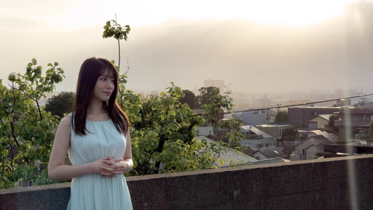 明日は初VRの配信日になります🌸初めてのVRの撮影時は色々あって裏話がたくさんあるので機会があればお話ししますね🙏🏻´-少しでもより近くで皆さんに寄り添える作品になれたら嬉しいです‥❤︎ https://t.co/19pBL1Bqk7