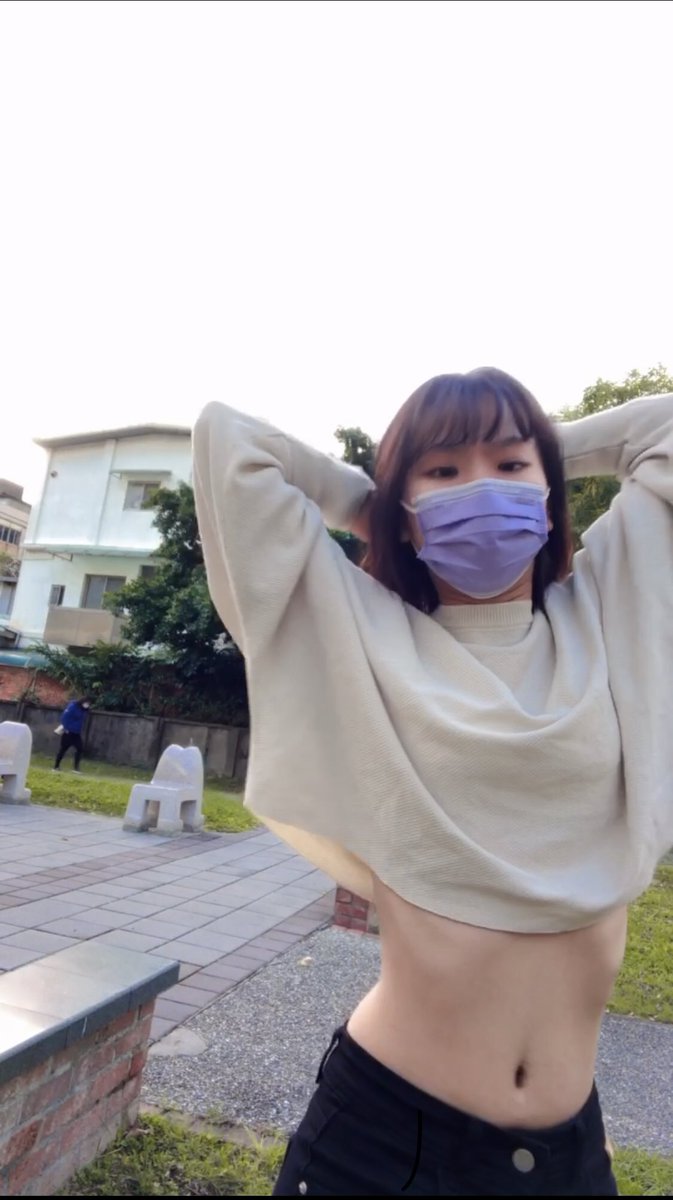 什麼時候可以幫我充電電🍑
讓我精力充沛只為你⋯⋯😈
#終於瘦到41ㄌ https://t.co/QVNDHVTXnD