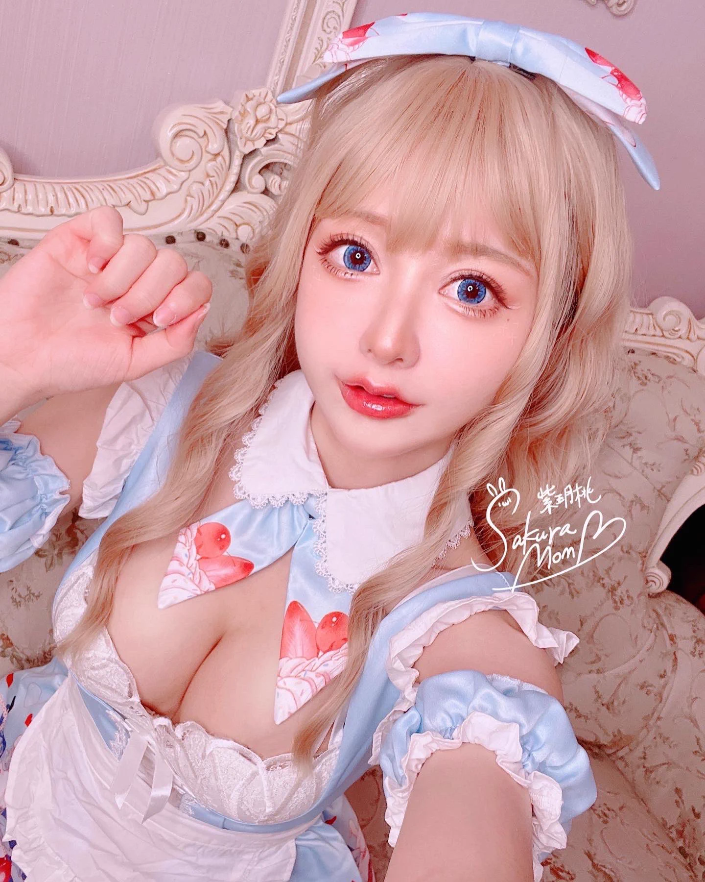 White Rabbit🐰❤️ https://t.co/YrLHb2ME5r