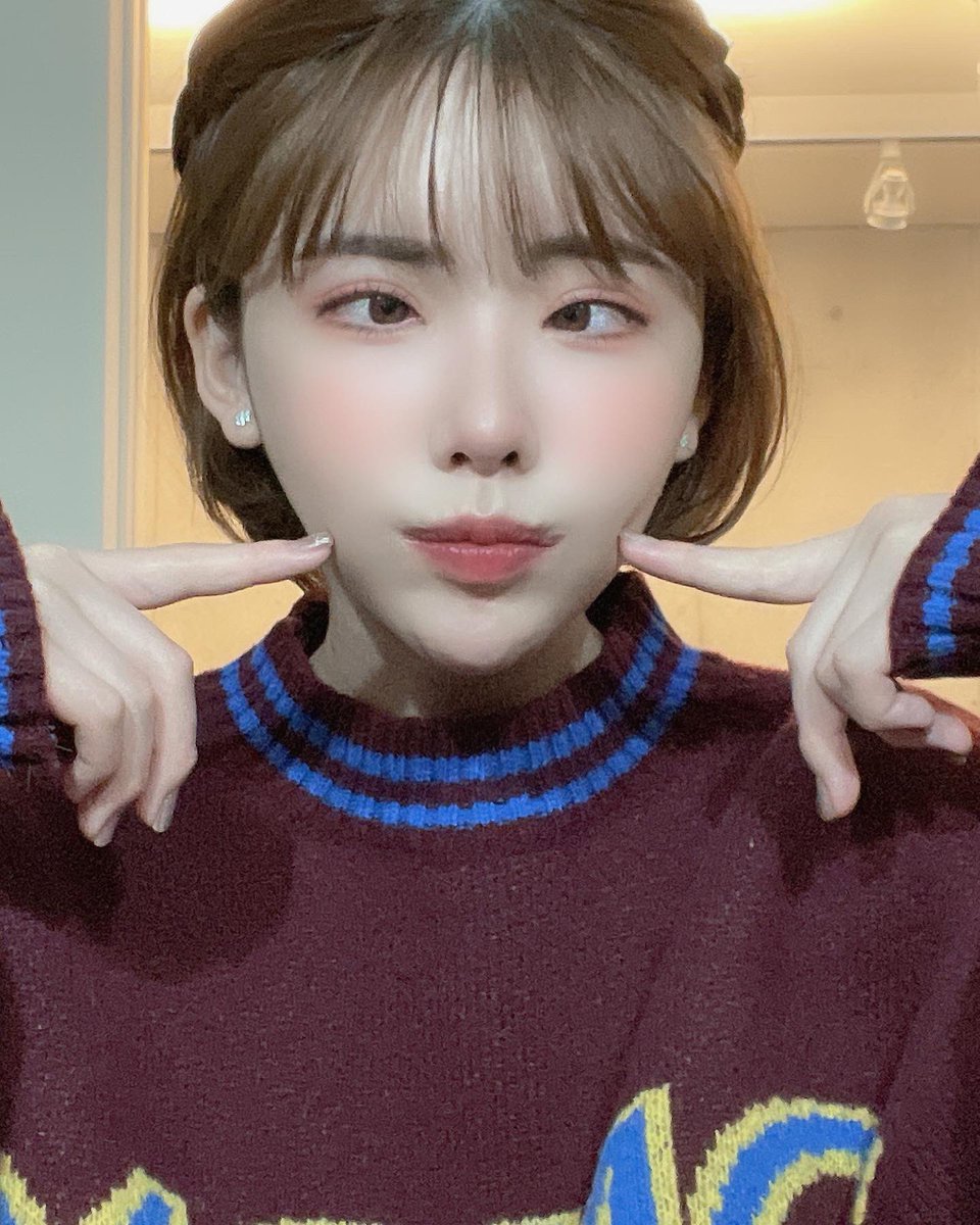 あけおめです🤪 https://t.co/wes6byz3Vn