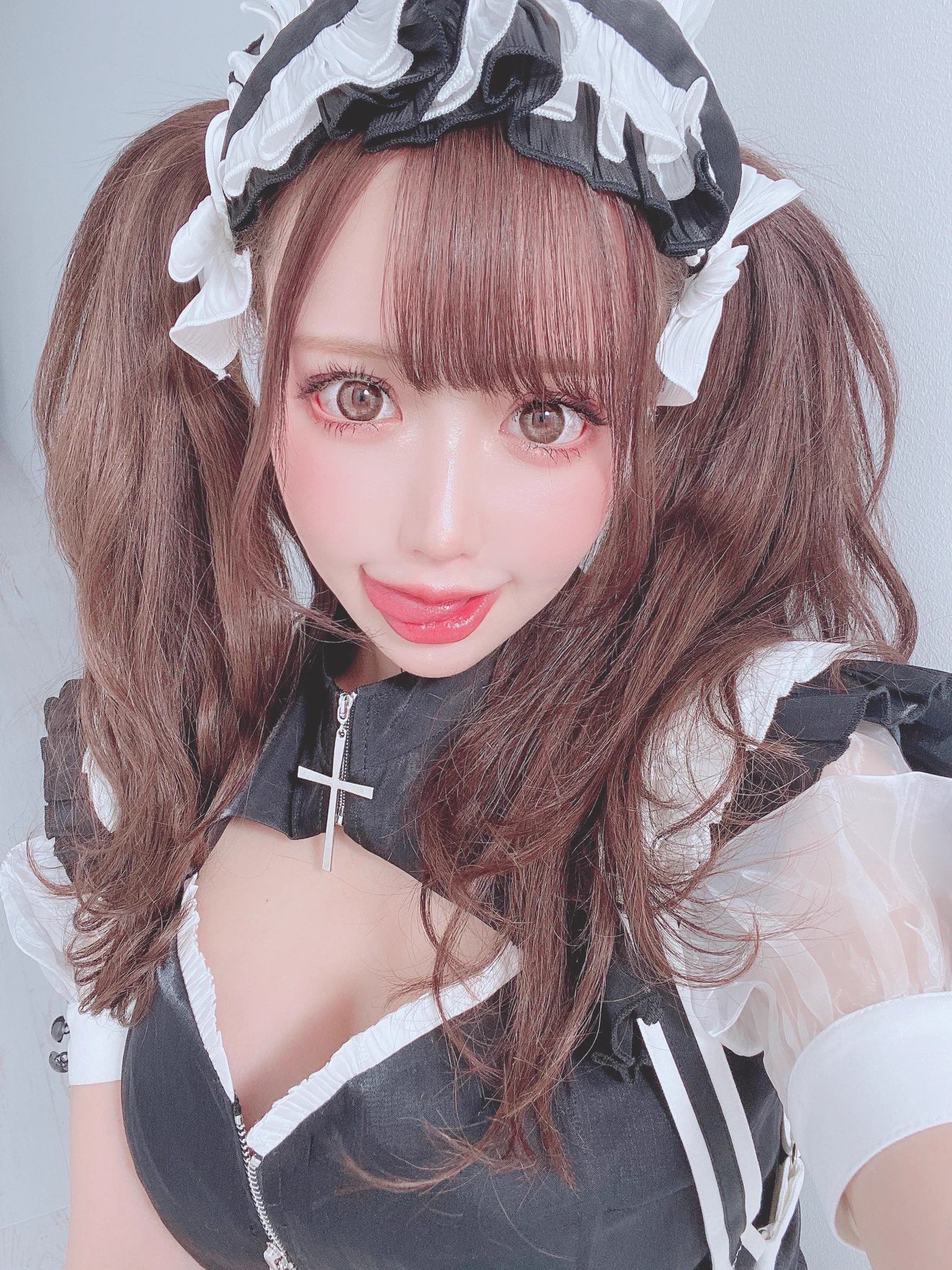 サイバーメイド🖤🤍 https://t.co/l6ZtYR4yrz