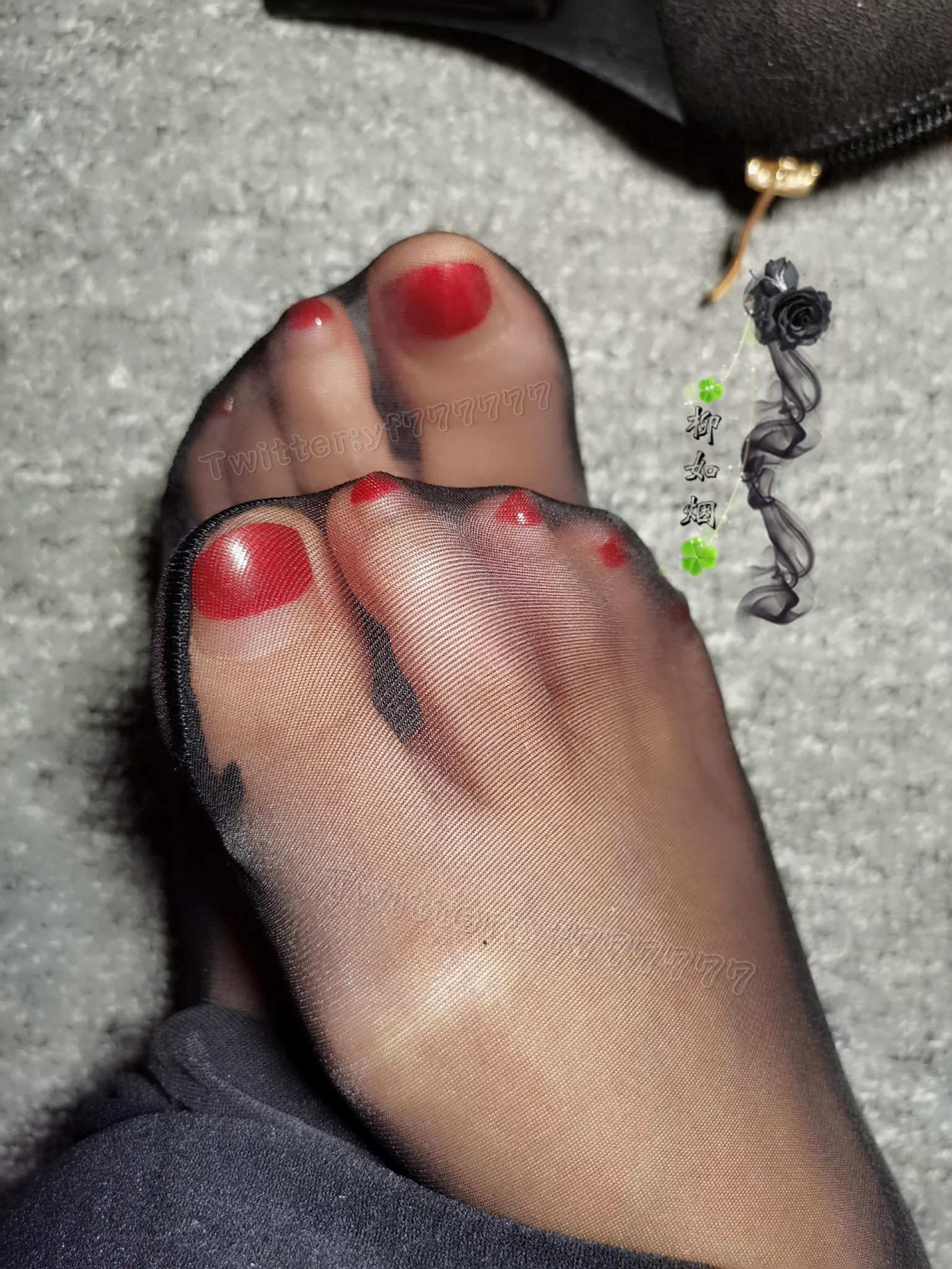从现在开始，珍惜尘世种种的爱，让每一天，都安宁如水，慈悲简静……@limerencem @LMziqiao https://t.co/OFROkhjV9J