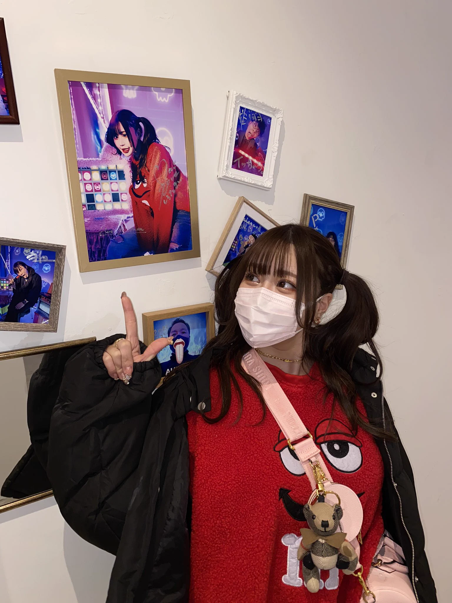 #AHEGAO展　に行ってきました😳💓フォトブースめちゃ可愛かった🥺💗お写真も飾ってもらえました…！😳✨#AHEGAOEXHIBITION2022 https://t.co/h159GdScNs