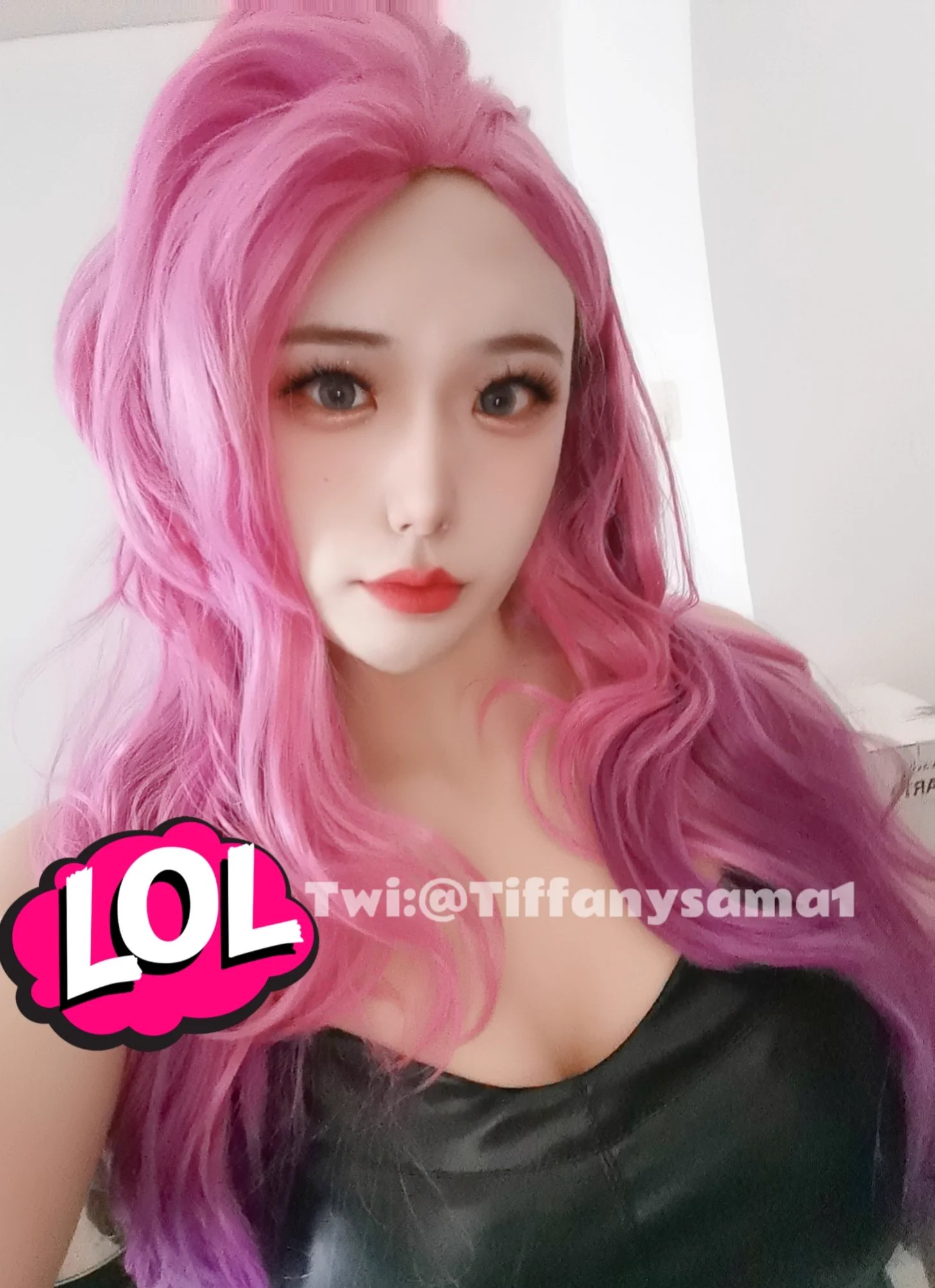 Hi～！My name is Seraphine,from Piltover.Nice to meet you💖 https://t.co/ceqdCsywig