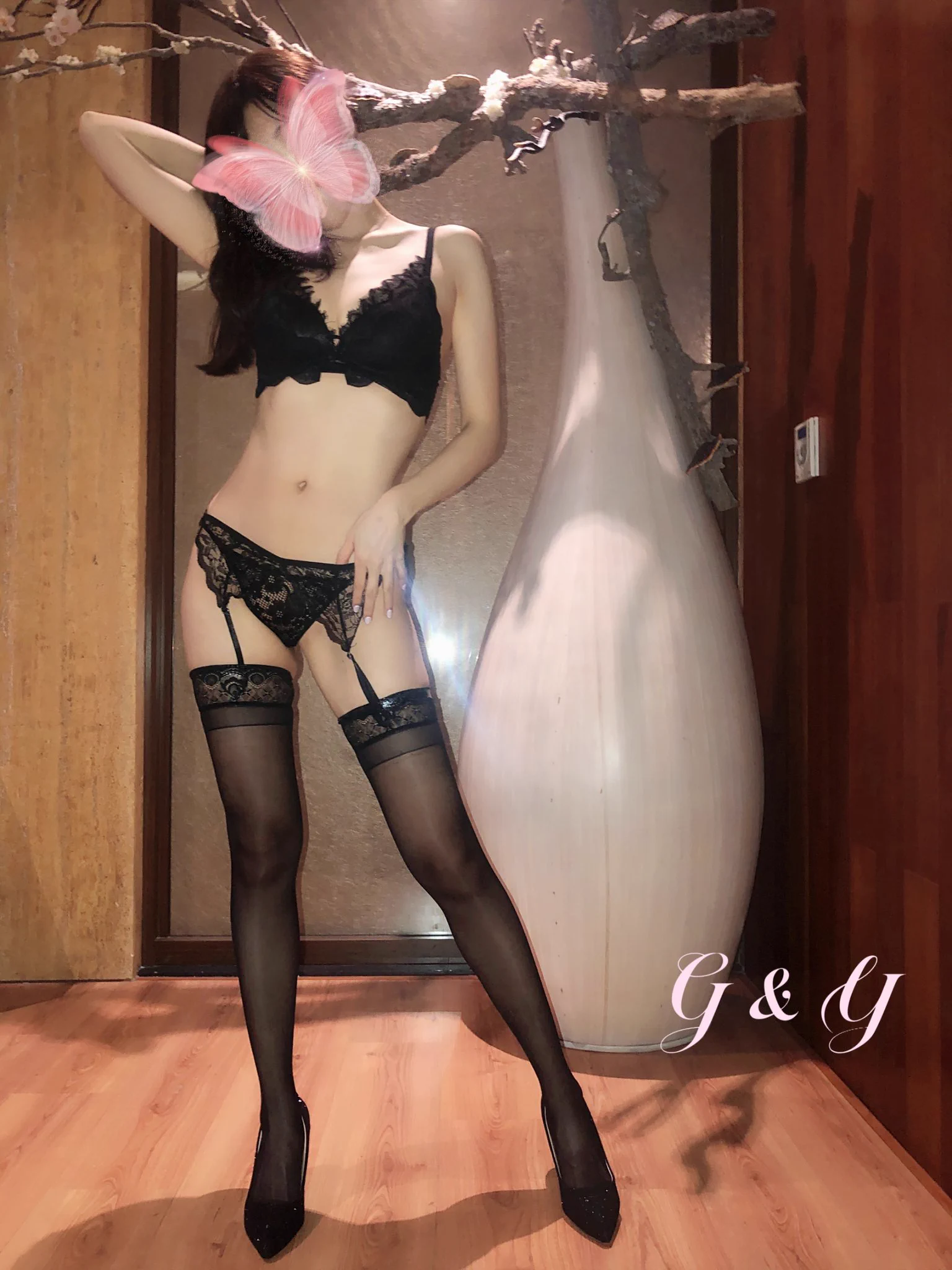 為誘惑老公而生展現極致女人魅力性感就是我的專長挑戰老公的長夜極限吊帶襪的誘惑💋💋#夫妻情侶聯誼 #夫妻聯誼 #夫妻交換 #情侶聯誼 #同房換 #NTR #吊帶襪 https://t.co/AvBVe4Em40