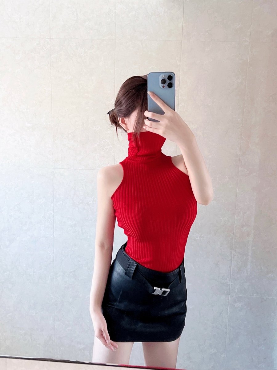 本命年必须全部弄红色 https://t.co/a3148ymTlX