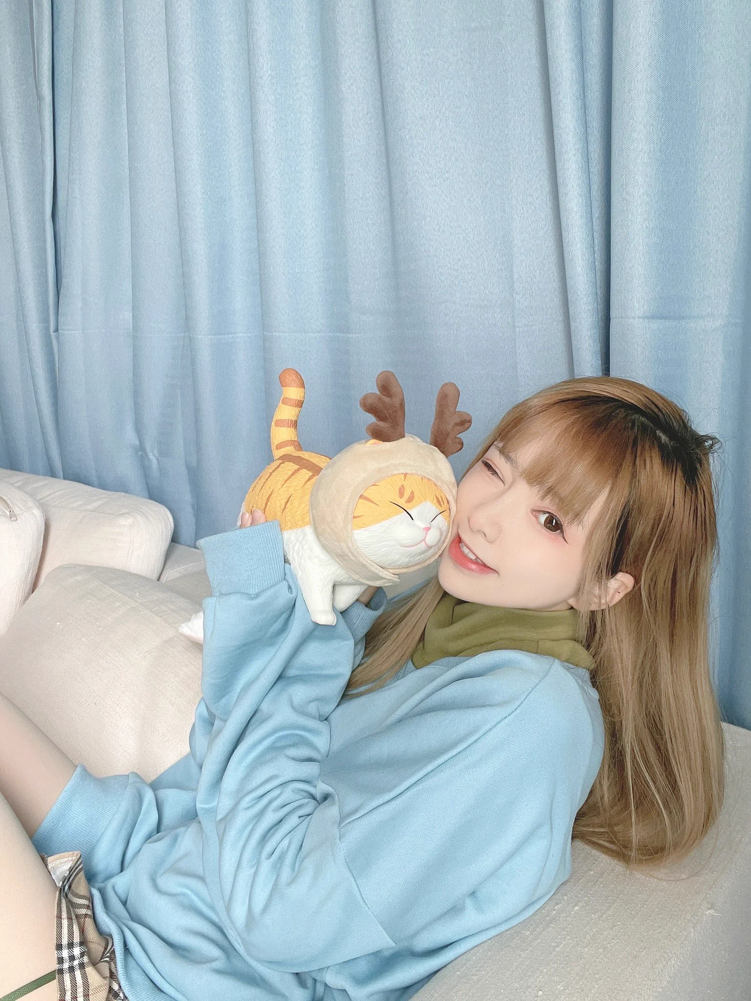明天就是新年啦！提前祝各位新春新禧！ https://t.co/YUxX4M8UDa