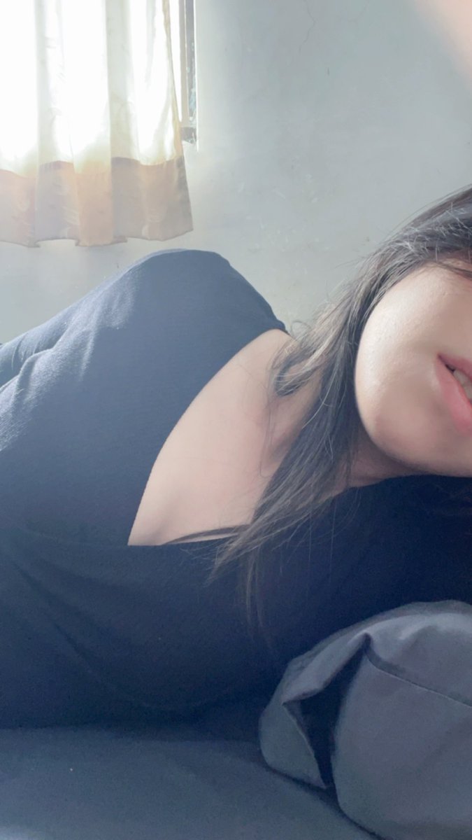 根本是等人專業戶 https://t.co/d7e9wZmRTa