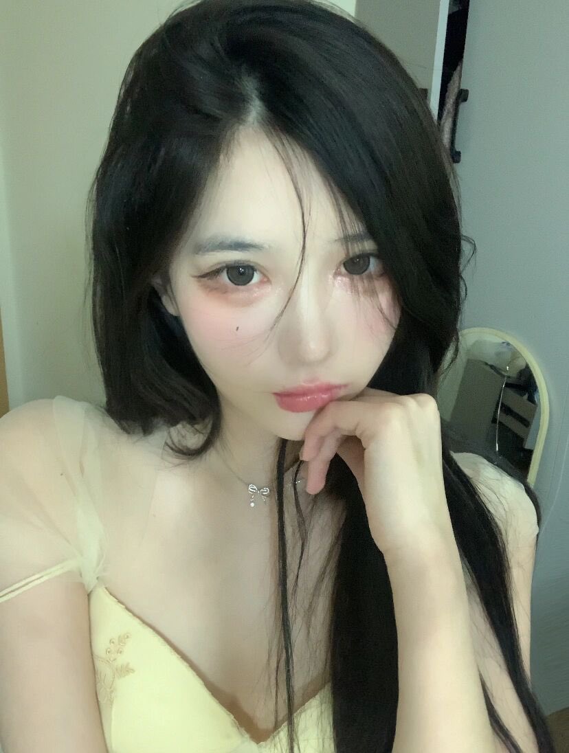 宝宝，人家今天想要被夸 https://t.co/8xnd8CQTRw