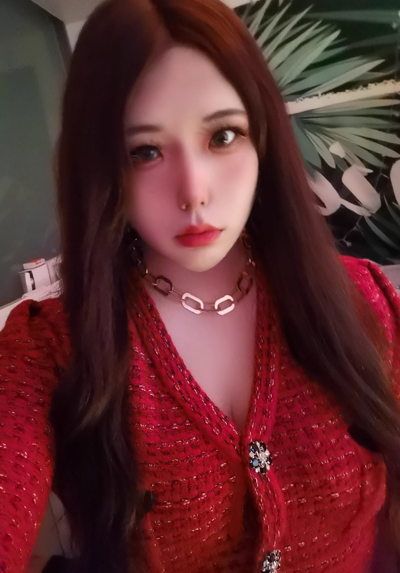 本人在此郑重声明，我可以为16-24岁的乌克兰美少女提供紧急保护。这里有丰富的食物、水，且没有人感染。来华工作签证也可以安排。暗号:"乌拉！！！" https://t.co/OxHu4dJRu6