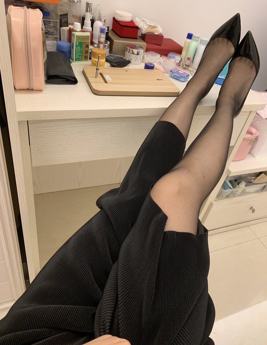 天气不错，这么穿出去玩也不知道可不可以！ https://t.co/BThJmUTyo3