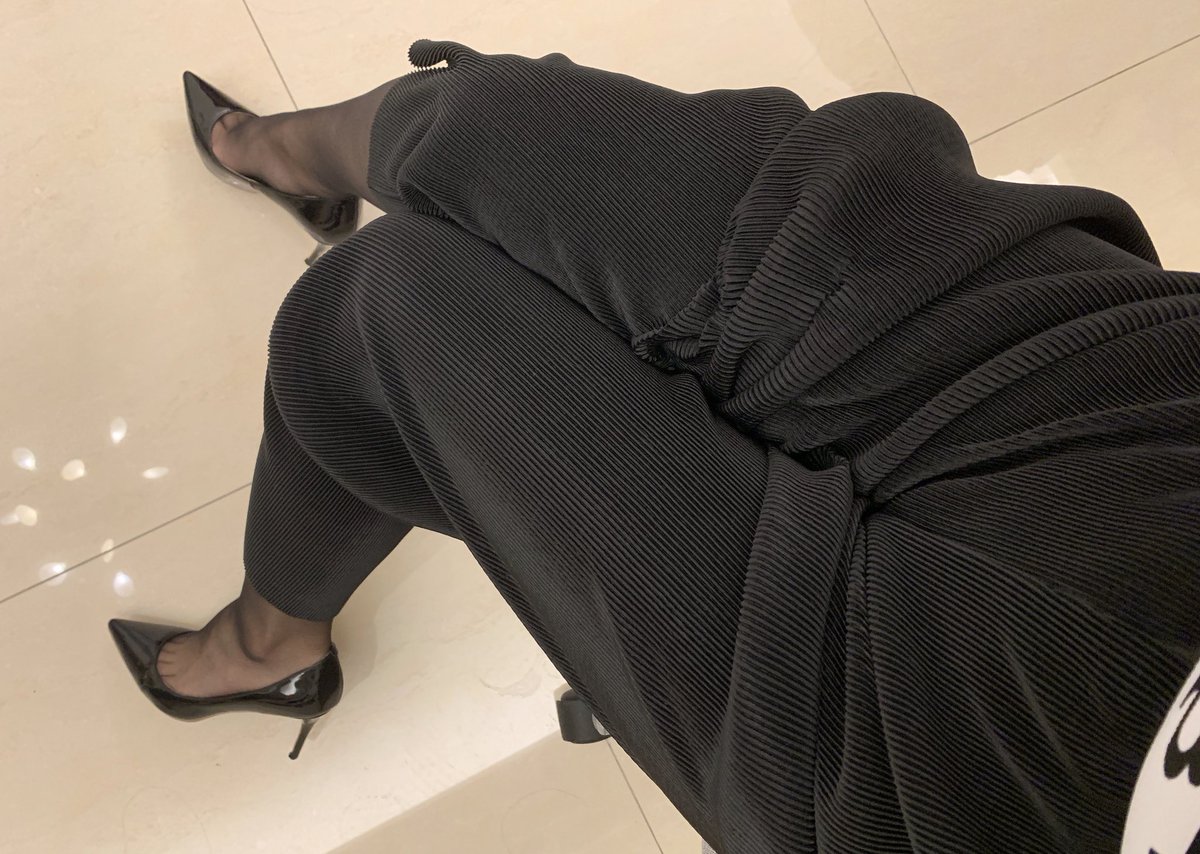 天气不错，这么穿出去玩也不知道可不可以！ https://t.co/BThJmUTyo3