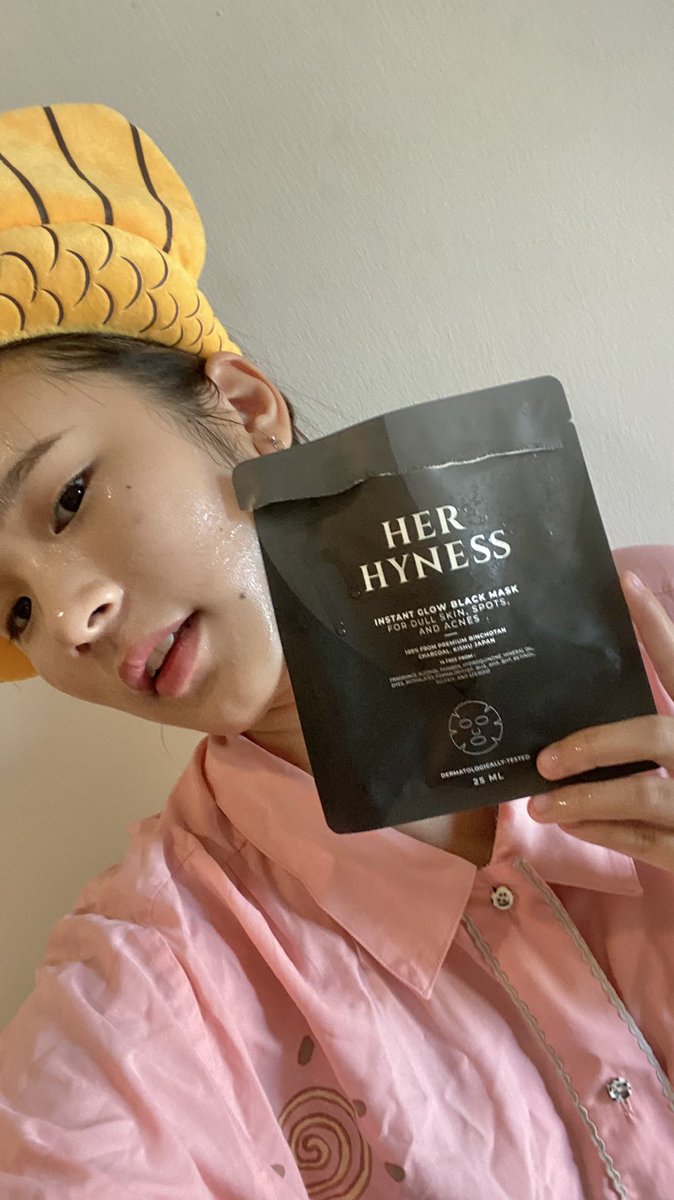 ชอบหน้าตัวเองตอนนี้มากกกก รู้สึกว่าใสขึ้น หลังจากที่ลองใช้เจลแต้มสิวกะมาส์กของ @HerHynessBeauty มันอ่อนโยนสุดไรสุด ใช้แล้วรอยจางไวแบบงงๆอะ ฟิลแบบแต้มไปงั้น แต่จางลงจริง แนะนำมากก
ใครสนใจ พิกัดอยู่นี้ @HerHynessBeauty ลองเถอะแล้วจะติดใจ
#รีวิวherhyness #ใช้ดีบอกต่อ #HowtoPerfect https://t.co/rcxvQP5WgH