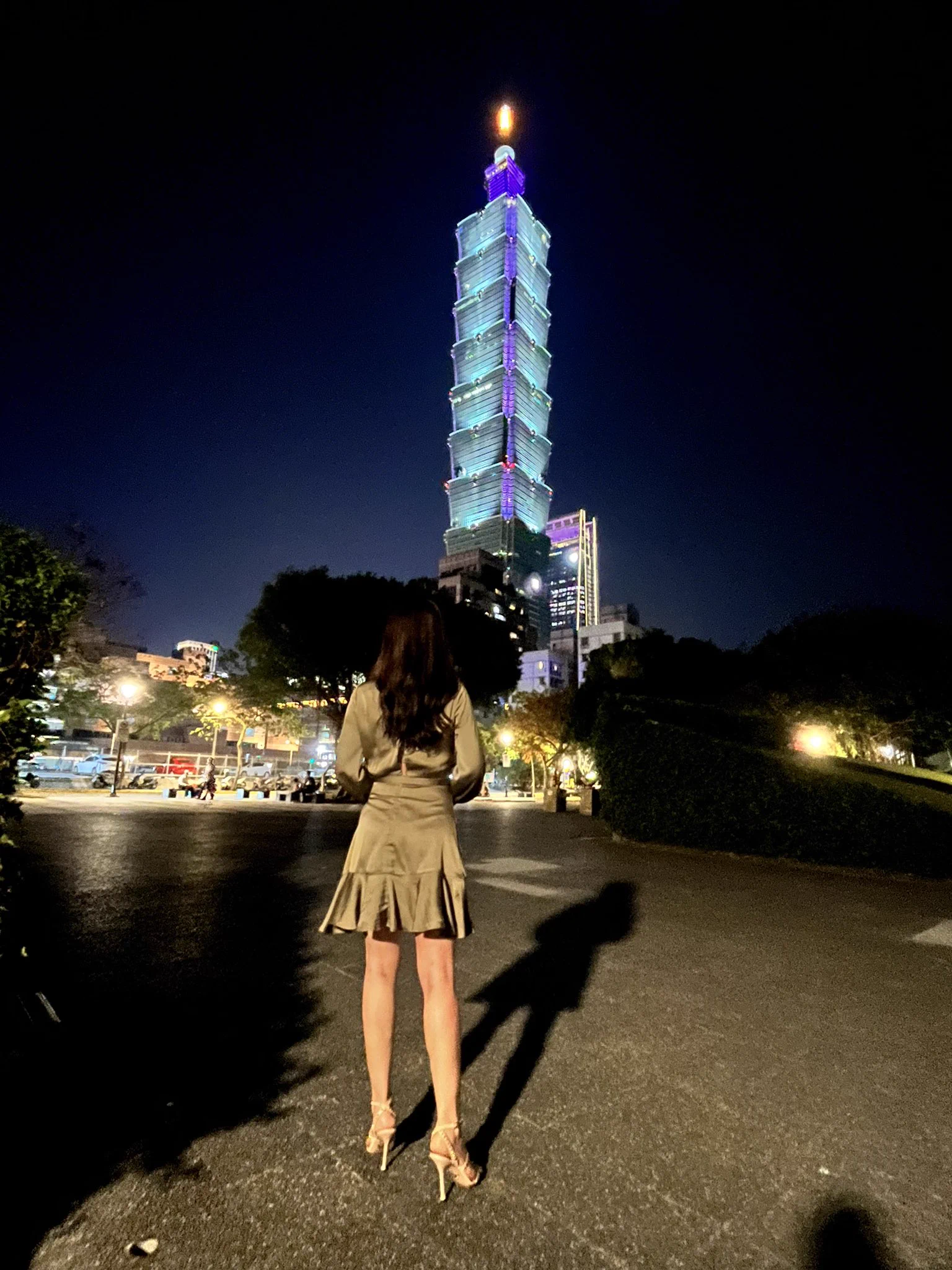 這邊暗暗的，前面粗粗的，好像還不錯🤣🤣🤣#夫妻聯誼 #同房換不換#單男#NTR https://t.co/LbB2Uklc33