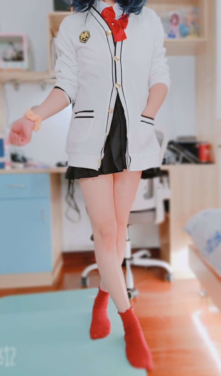 😨无法还原的腿长
#伪娘 #男の娘 #女装子 #宝多六花 https://t.co/44p866YPGh