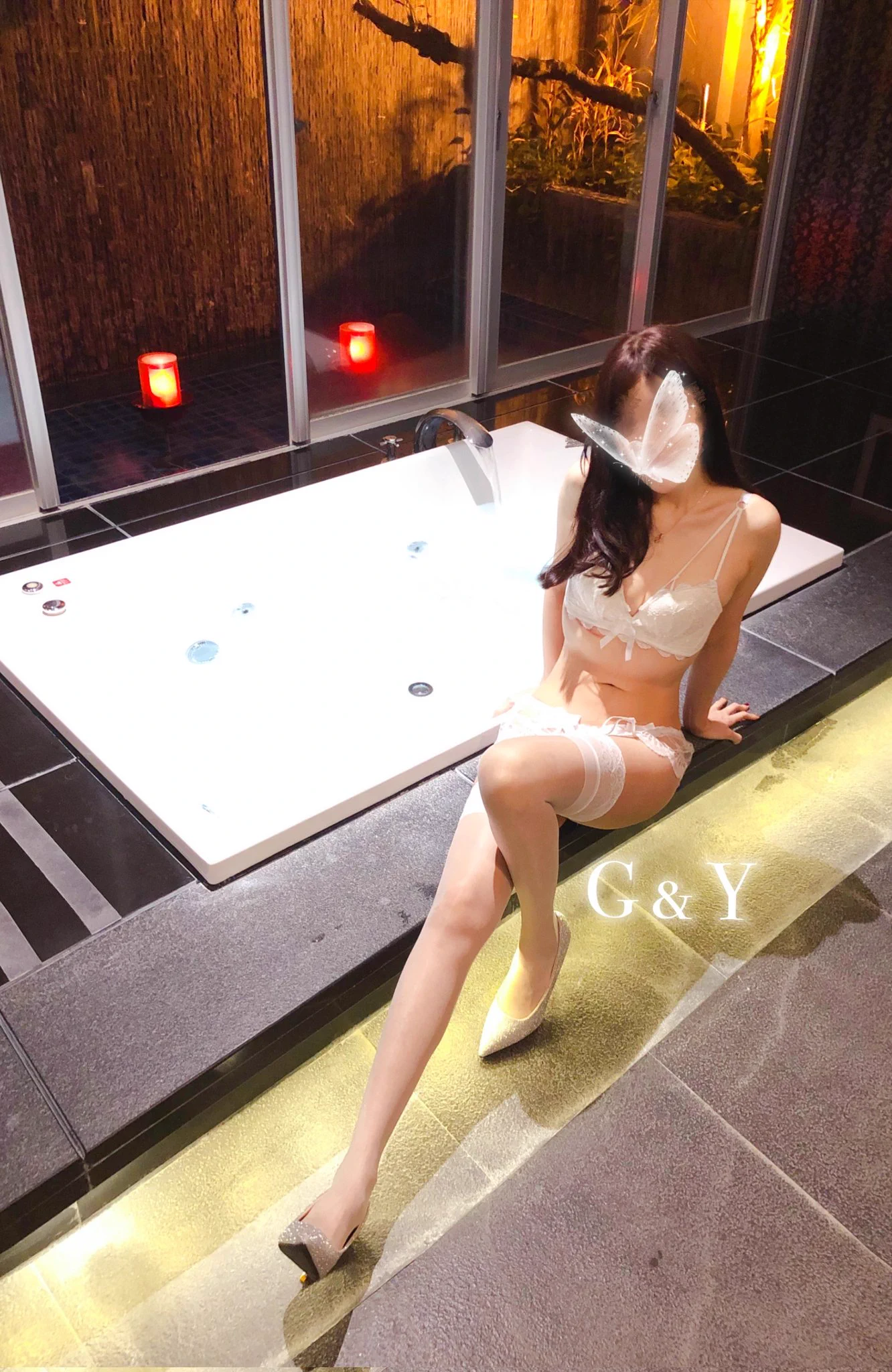 以前有個老派的slogan叫做「一起戀愛吧」應用在這裡就是.....「一起聯誼吧❤️❤️❤️」音樂請下La La La Love Songhttps://t.co/8dMV28sKvT #夫妻情侶聯誼 #NTR https://t.co/bEU7EKI72c