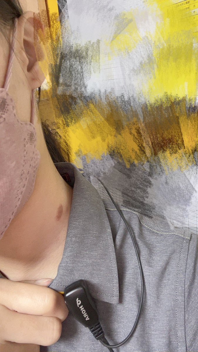 右邊脖子被電棒燙第三百回合
一直被講是草莓
我就問起水泡欸各位
我也想被重啊啊就沒有咩🥲 https://t.co/iJQqaRY5W8