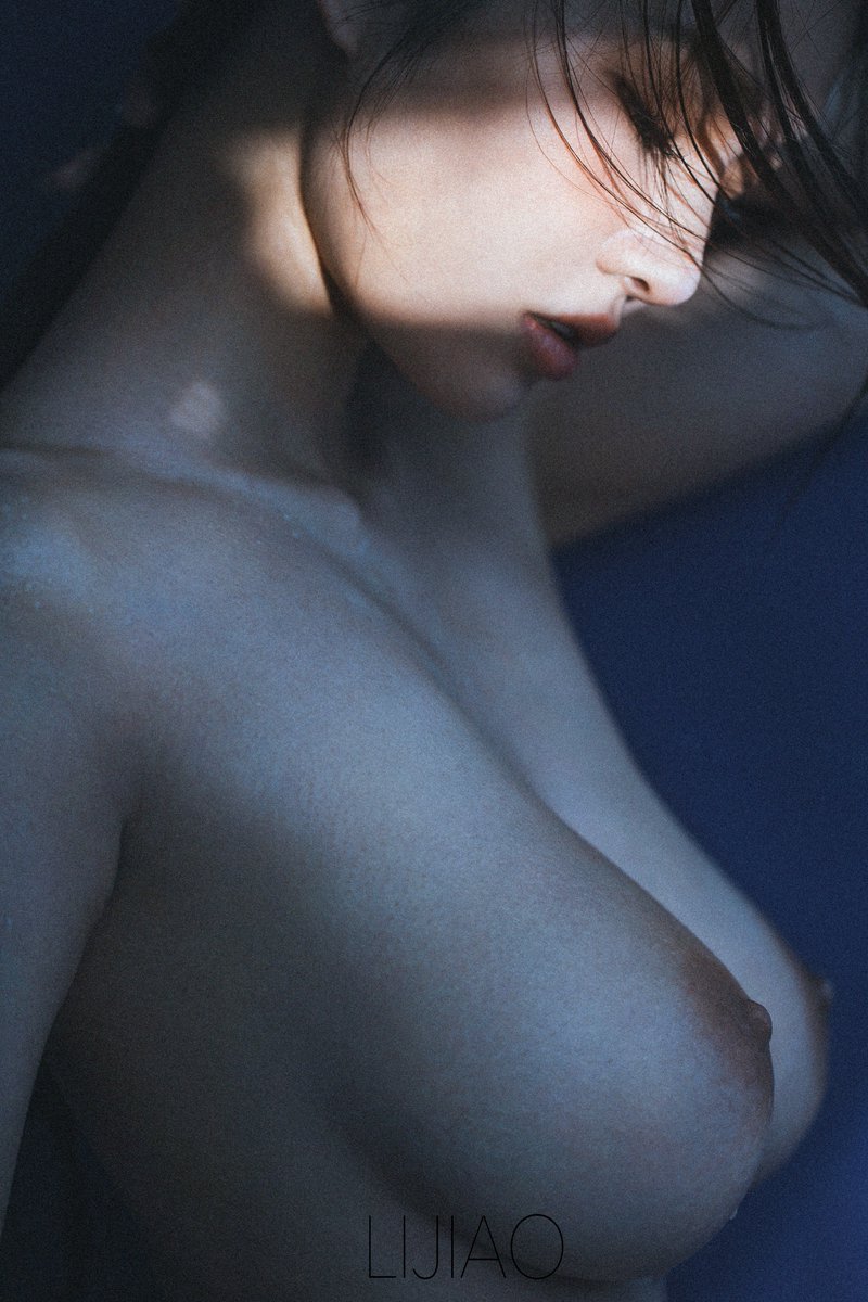 很勤快的更了哦 @yangzi67110292 https://t.co/Tz6D9dlaKD