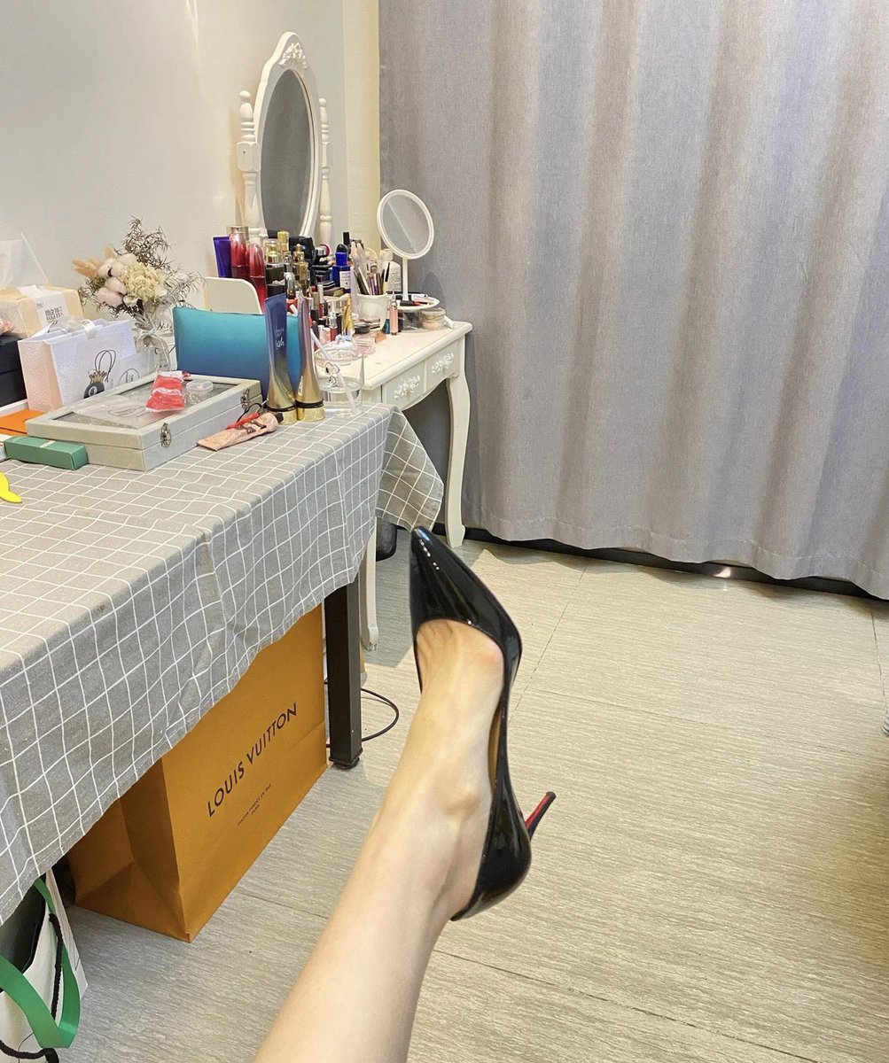 最近这物资…饿得都自行减肥了 https://t.co/lg7PLVBu8p