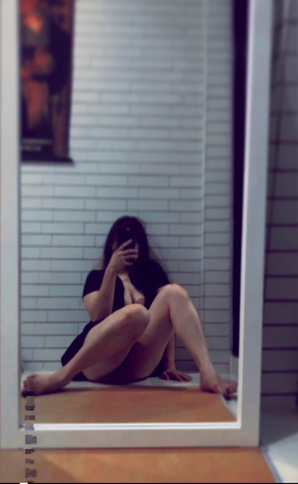 有全身鏡我就是美女了對著鏡子拍都有變好看的魔力😚很多人都懷疑這是我房間嗎說牆壁很好看很好拍有這回事嗎我一開始還覺得很醜欸😂 https://t.co/OgnvKu26o3