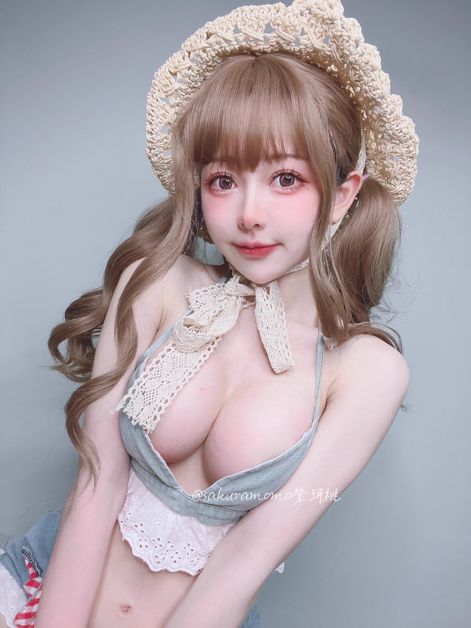 好想出去玩✨去年九月穿過這件今年換個風格❤️ https://t.co/s0rPPBBQ16