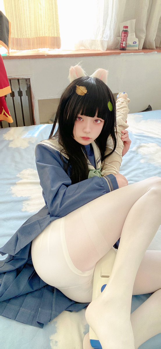 按照约定 b站5000赞色图第一发 #ブルーアーカイブ #cos #霞沢美游 https://t.co/yGkYoOqO4J