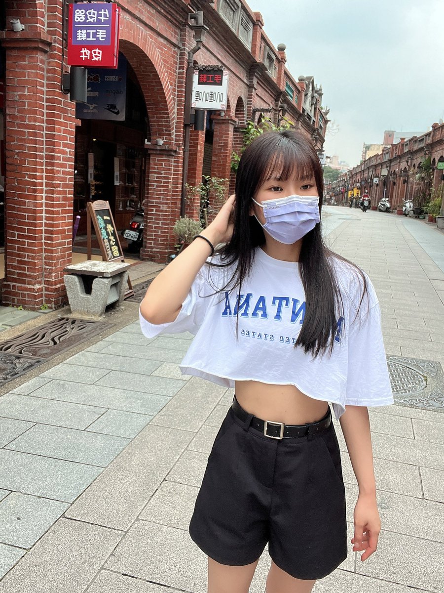 最近太陽也太大ㄌ吧
融化了你和我的心🥰

第一張是有開特效
最後一張是原相機 https://t.co/3ehAfRVtt6