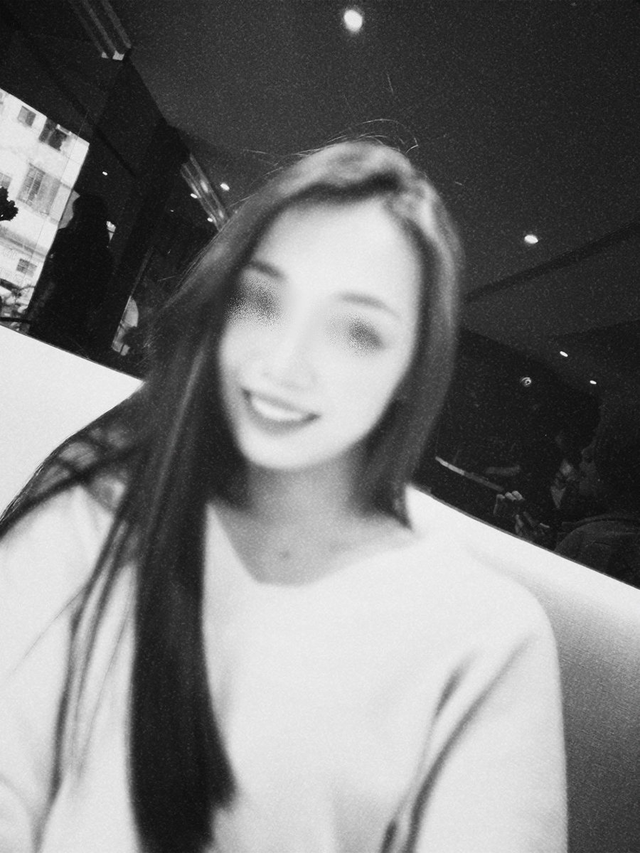 所有的久處不厭都是因為用心
-

社會很單純，複雜的是人

別太天真了該提防的滿地跑
年紀還小當個孩子多好 https://t.co/B2saVN73cq