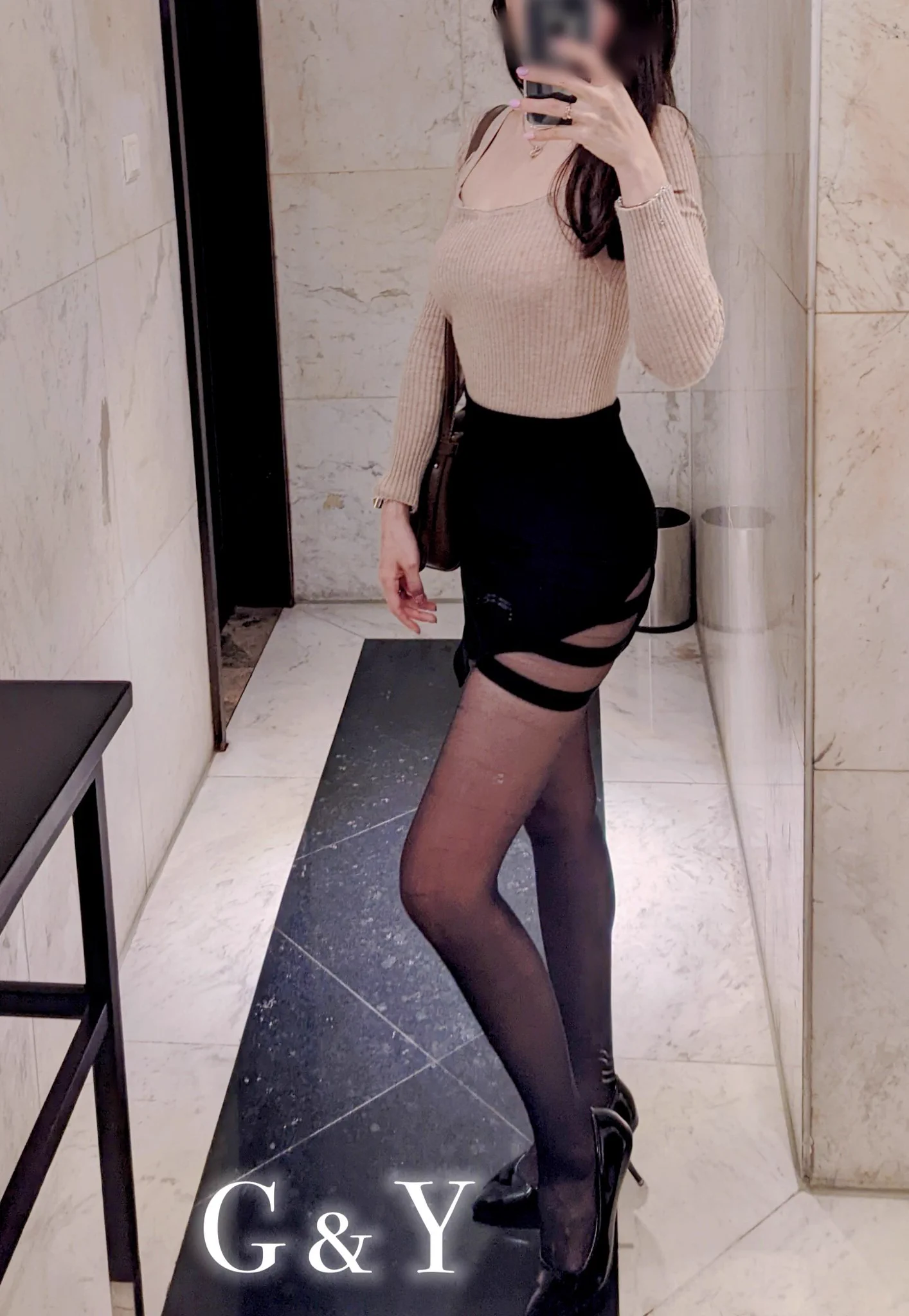 跟老公出門約會走個微辣路線還可以吧？#反差人妻 #夫妻情侶聯誼 https://t.co/JjK1RHRahI