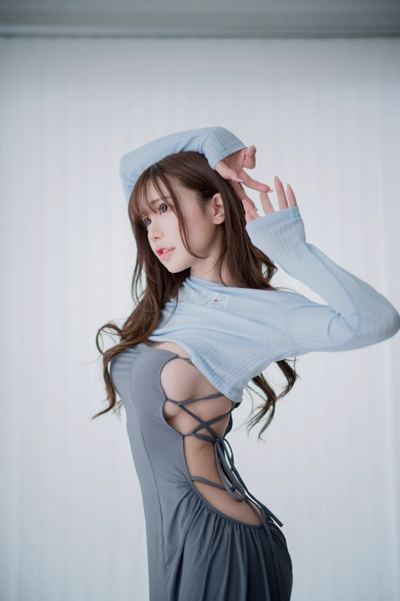 コスホリ新作ROM『Guitar Girl』デジタル写真集です。収録枚数約350枚！！！さらに、動画が3本も収録されています…！😳✨✨バズった白田まいの腹筋、曲線美ぜひぜひお楽しみ下さい🥺💗💗💗 https://t.co/R8JehDdwE7