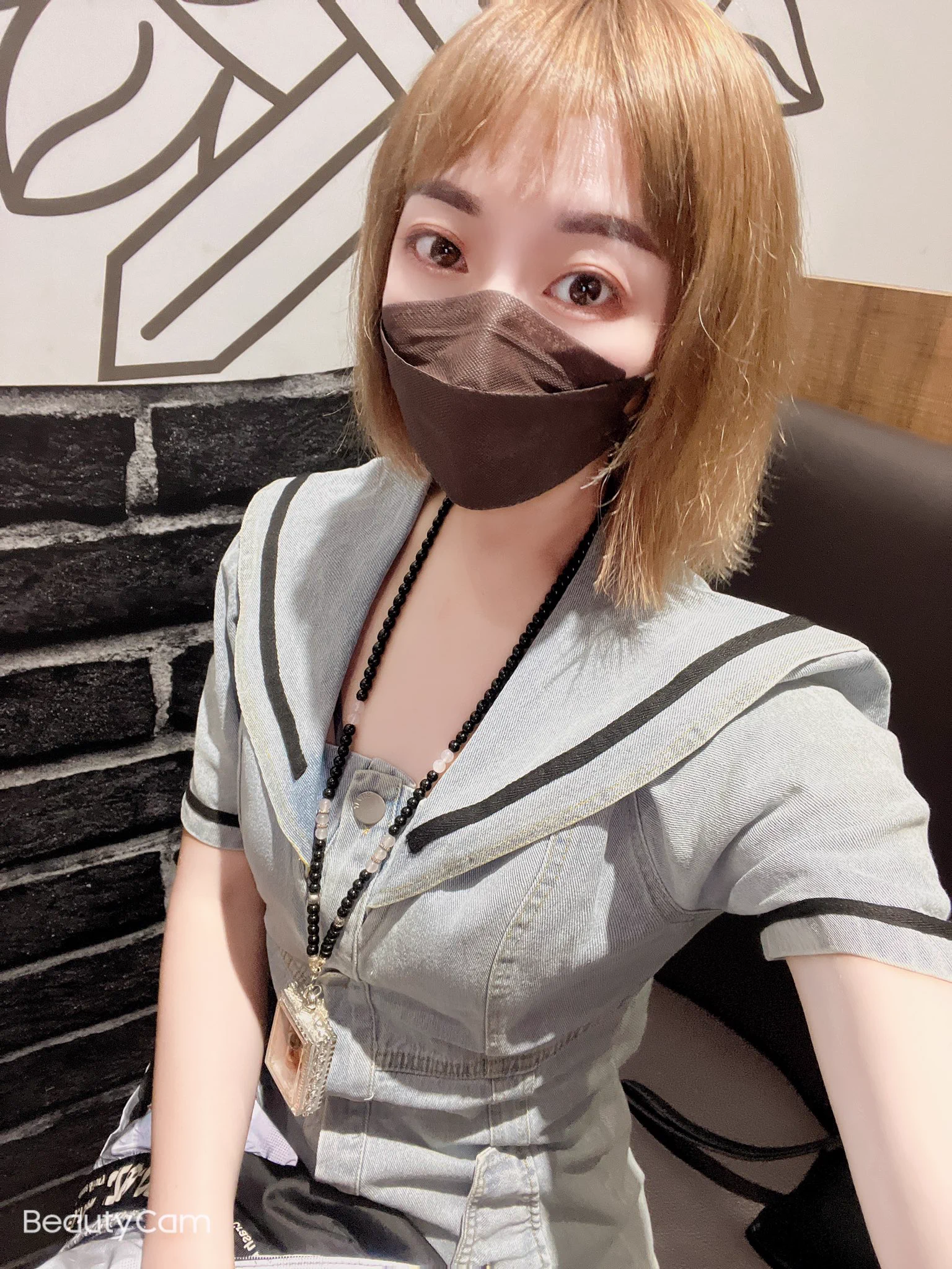 曾經我總希望他能看到我的好，一直很努力很努力的打扮自己讓他有面子，總希望他能多在意我，總希望他能多愛我一點 ，到頭來只是自己在做夢，也許他不曾愛過我，我也許只是他其中一個玩具罷了，玩膩了就丟了😂⋯⋯原來我是那麼不被珍惜的女人 https://t.co/uH3vPE3Gkd