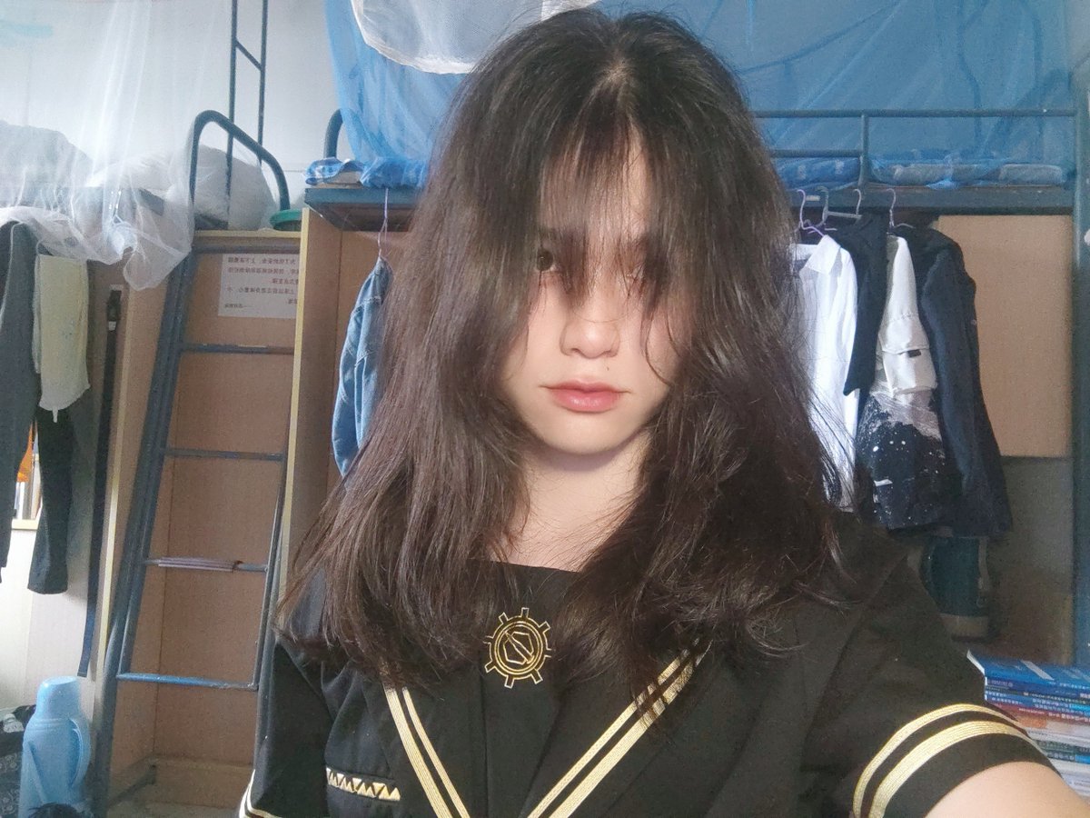 丧丧or开熏 https://t.co/gAN7uK9dnS