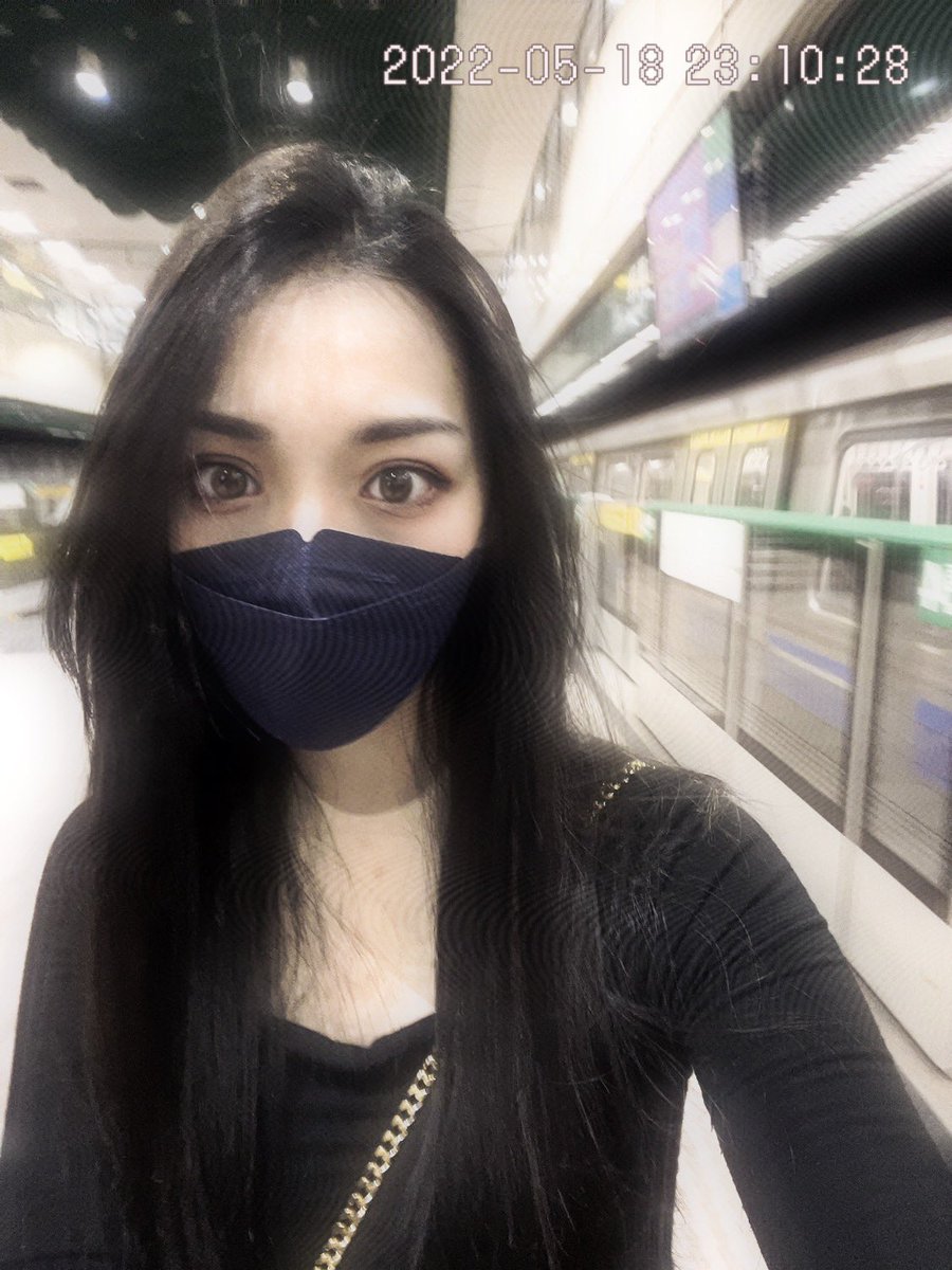 信任就像塊黏土
碰一下就會留下痕跡
無論深淺
不要僥倖

相信是累積不信任更是 https://t.co/L8oAuVwgcv
