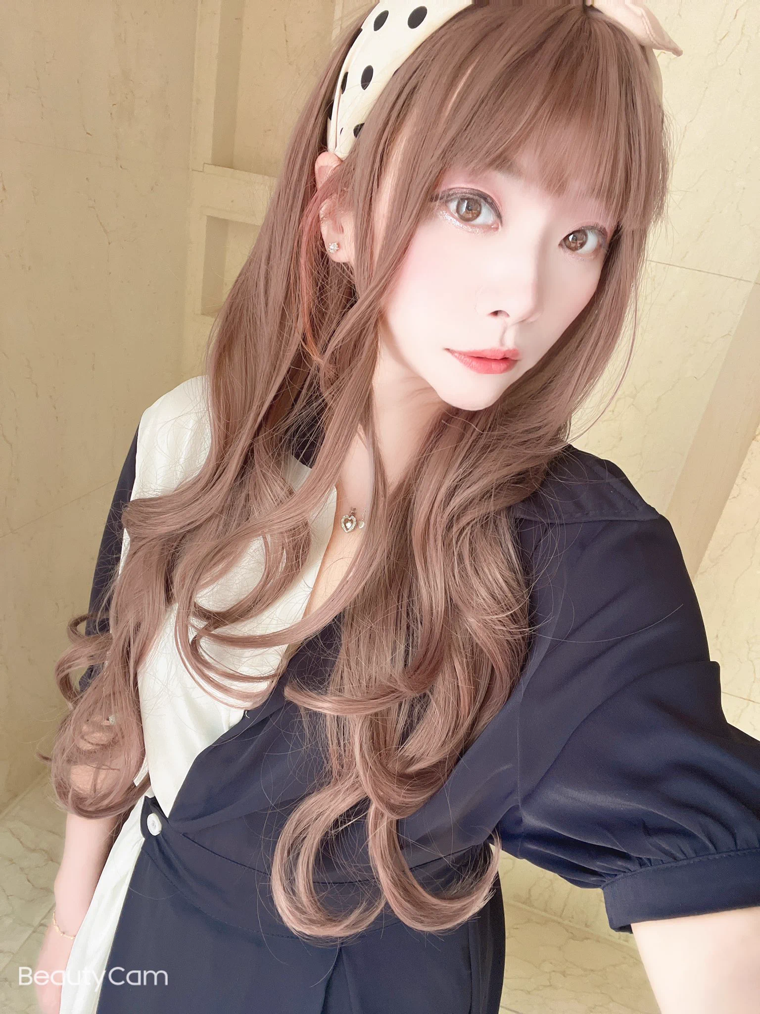 難得氣質高雅一下 很不一樣ㄟ https://t.co/h5lHrikmqu