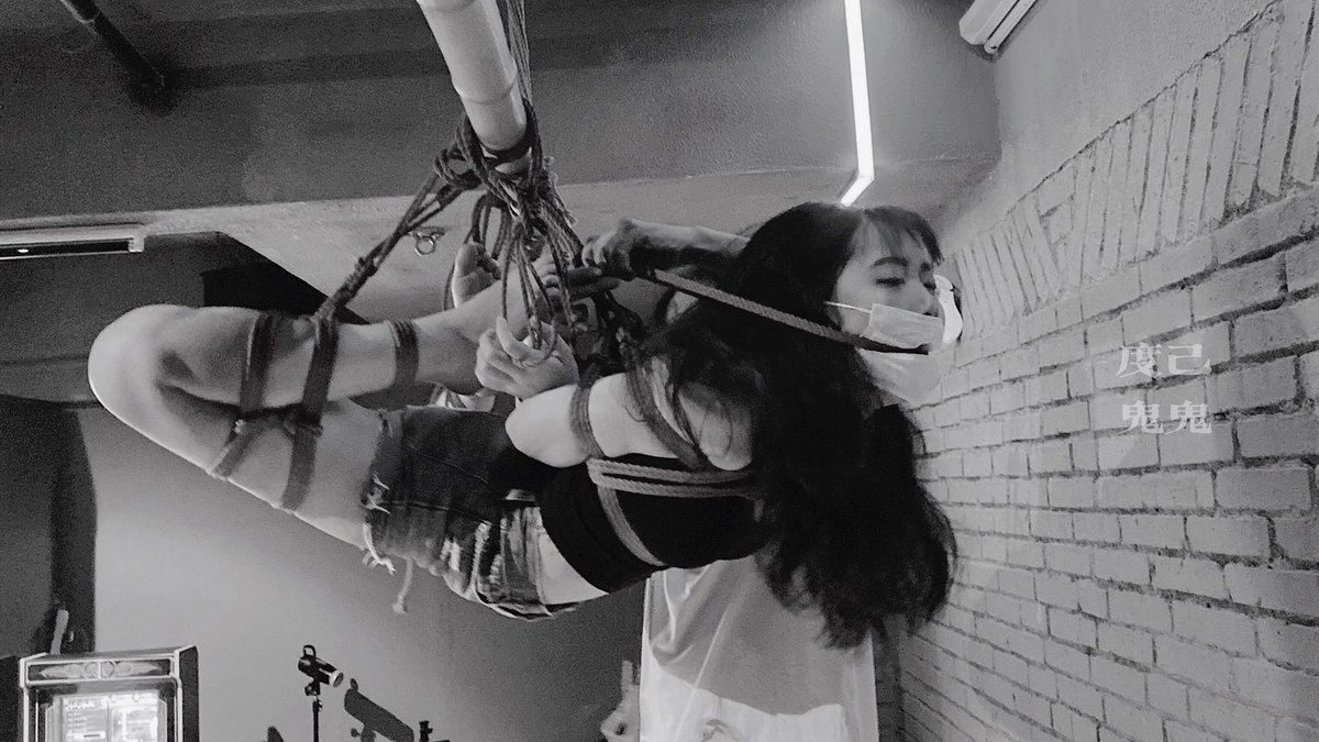 ，
#bdsm #绳艺 #kb 
@dujishengwu https://t.co/FDxOxTsxcs