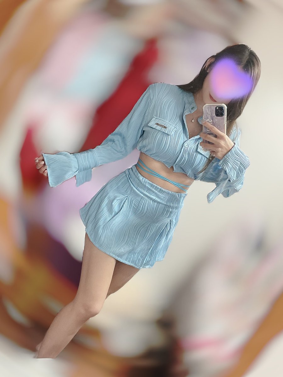 肥水不落外人田
談戀愛找我
我超甜😋

關於昨天出門喝酒的穿著
收到一致好評呢 https://t.co/m9IQh8N9fC