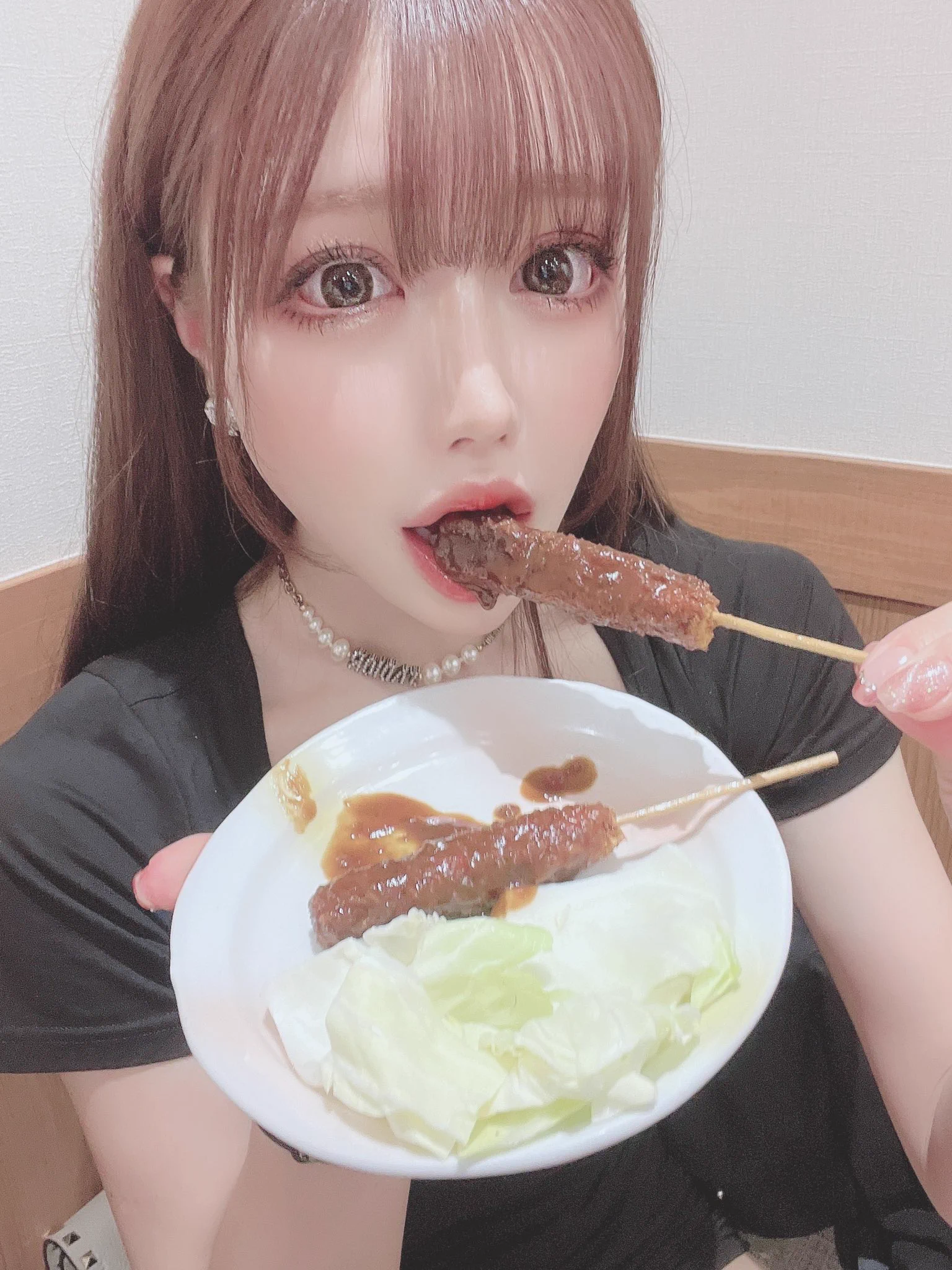 手羽先！味噌串カツ！名古屋飯！明日は大阪〜🌟 https://t.co/p5ypf07JyO