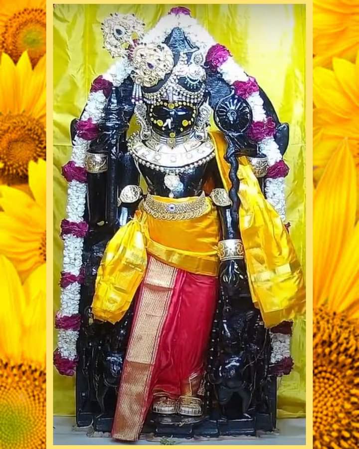 @ranijyoti140792 @Shivi_godess @ranjana_rimii @shabnam65502346 @ShivangiEcstasy @IamAnveshi @iamSofiaOff @BhabhiRubi @Sonia_k57 @Arunima59856342 @miakhalifa Jai Dwarka Dhees ji🙏🙏 https://t.co/srwplSRSQ3