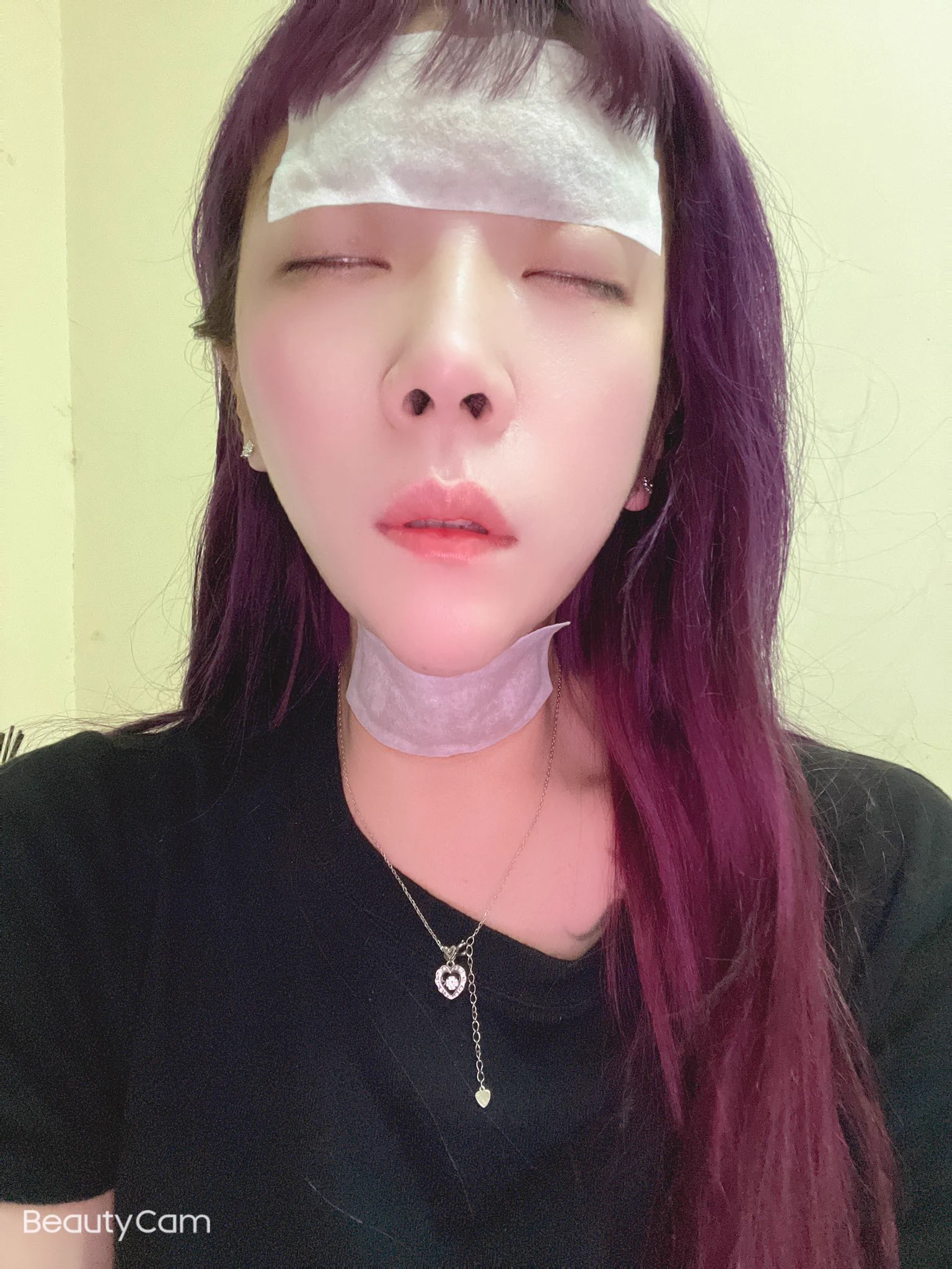 真痛苦一直發燒咳嗽 燒到快變白痴 https://t.co/3Wwyx52uOf