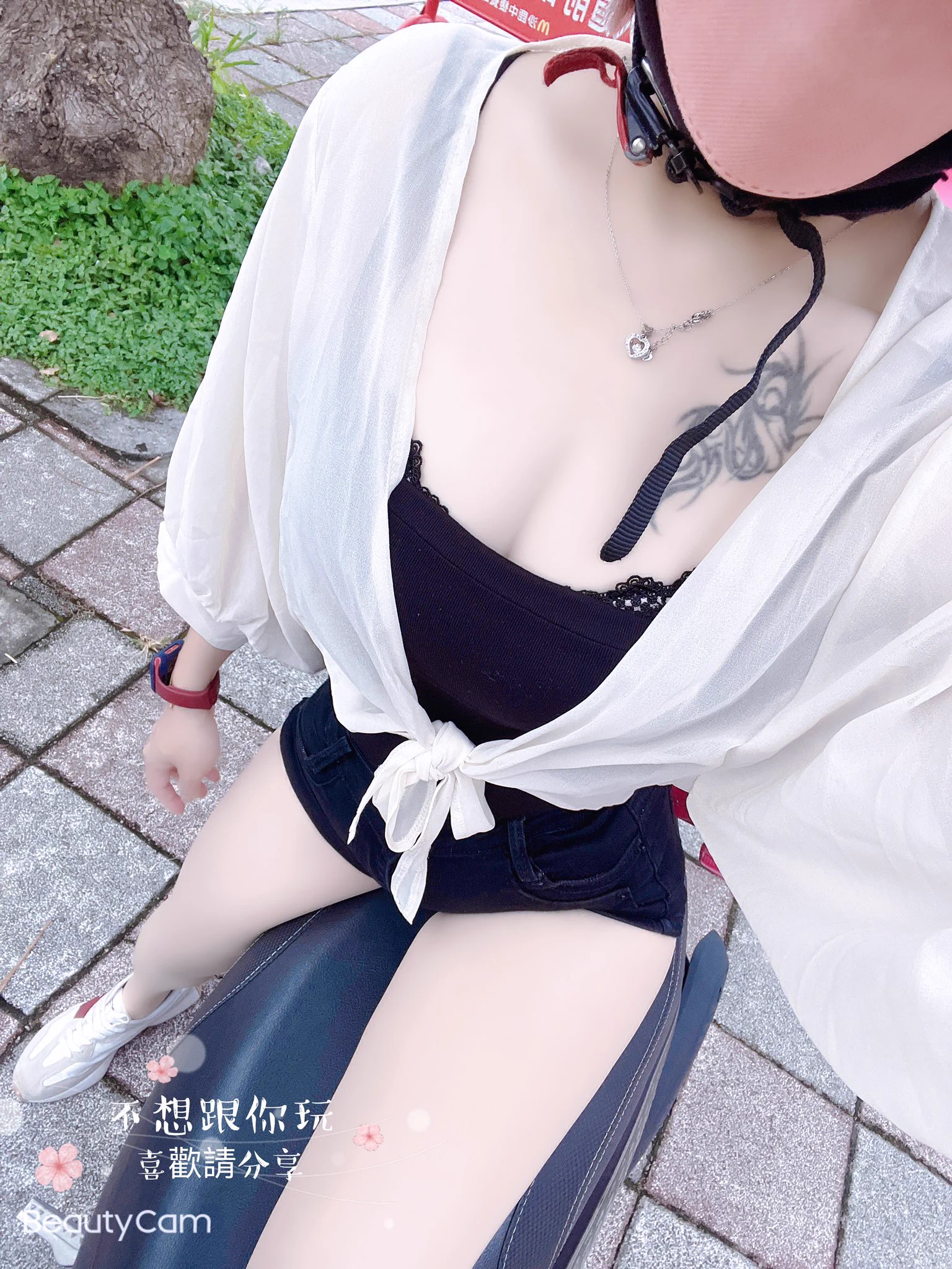 陪送，這樣外送你會給小費嗎？😋 https://t.co/Sa5ZsZkoGd