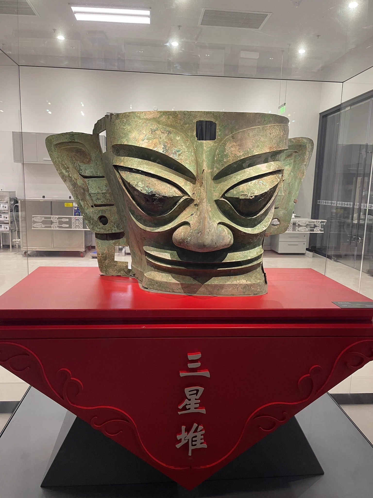 神秘的古蜀文明没有文字记载富饶的天府之国鲜有战乱祭祀活动很多非常值得去的三星堆博物馆 https://t.co/PICCfbVHe5