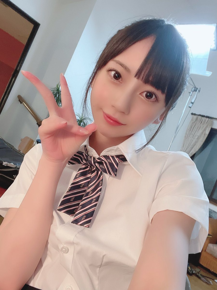 おはみあ～～❤︎
安定の制服😮‍💨笑 https://t.co/UJnhGce5Pe