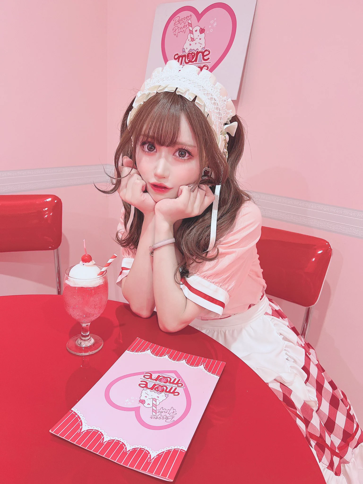 moremore（@moremore_81 ）さん到着しました！💗23:00までいます🥰お気軽にお越しください〜❤️ https://t.co/ito4senW6N