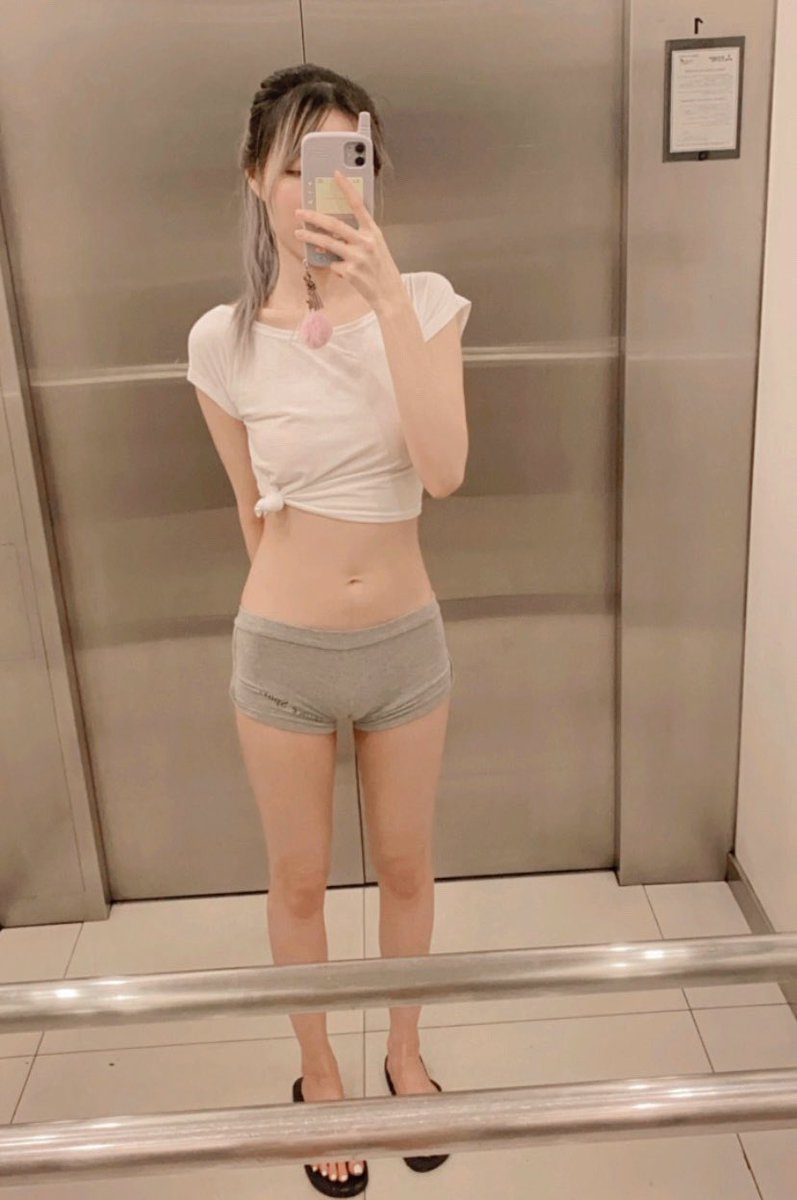 what should I do when feel lonely🤔

ป่ะ หาไรทำแก้เหงาดีกว่า https://t.co/3EZSNUydCG