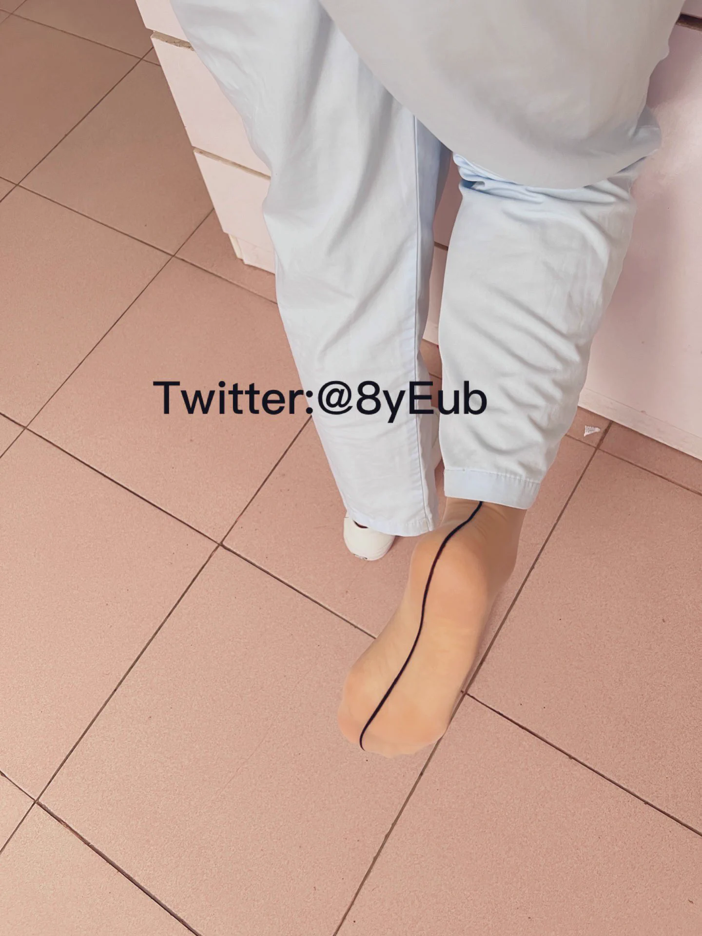 今晚夜班来挑虾线吗？#丝袜（电报已更新，入会请私信) https://t.co/iVAgGZDSPD