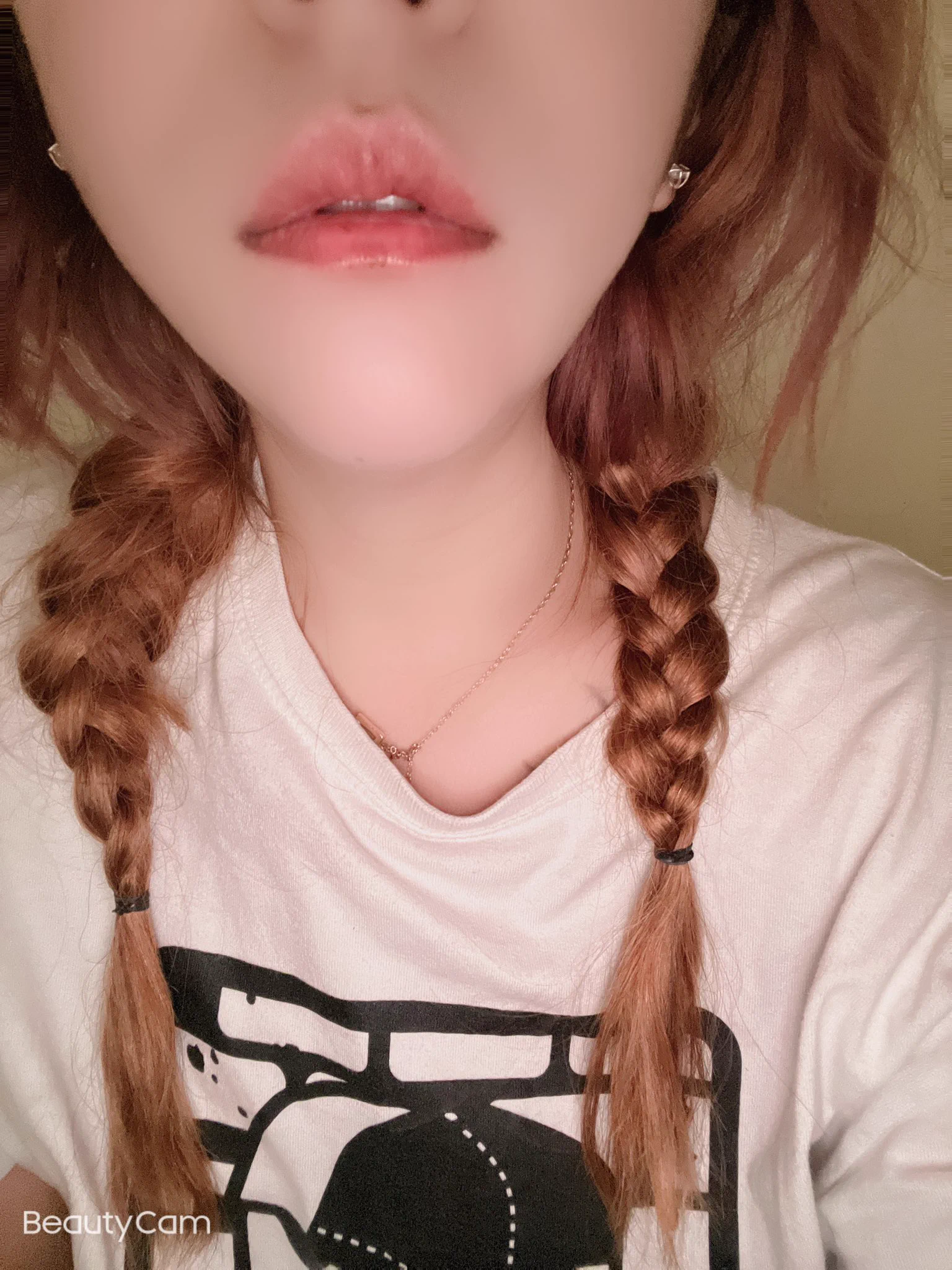 本來今天要參加活動，但我的身體告訴我，我還是暫時不要參加任何活動才好，各位親愛的好朋友們，改天等我身體好再聚，（身體一直反覆發燒、骨頭痠痛、頭暈想吐、去醫院也只會開藥叫你回家休息，到底怎樣才能好轉，煩😖） https://t.co/2lCVu2qJ1e